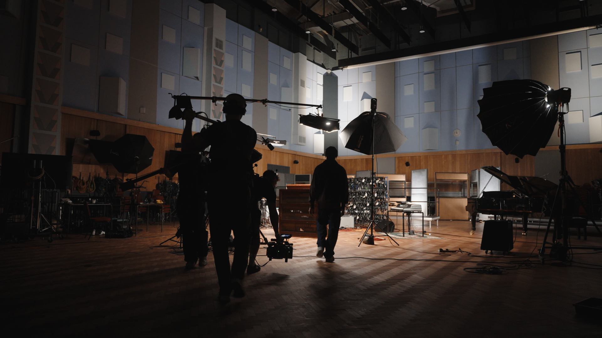 HD FRAMES.00_00_04_00.Still003.png