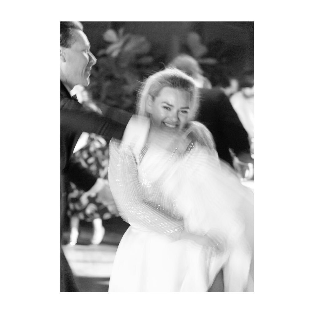 W E D D I N G 🤍

.
.
#weddingcouple : @reginelilje #weddingplanner : @brinkbryllup #weddingphotographer : @marguaritha.dk 
.
#bryllup #bryllupsfotograf #wedding #bookphotographer #weddingphotographer #bryllup2023 #love #weddingportrait #memories #de