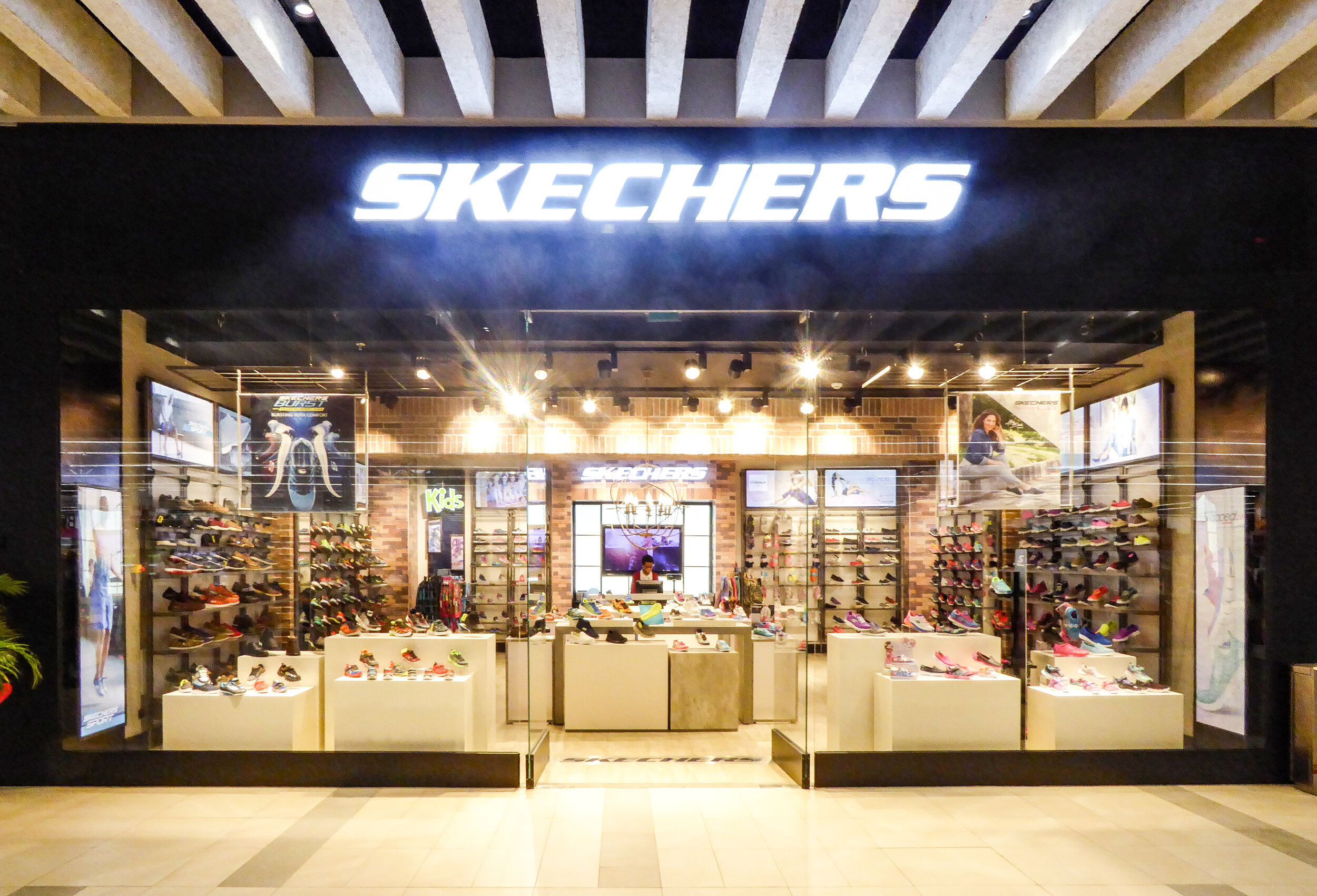 Skechers store