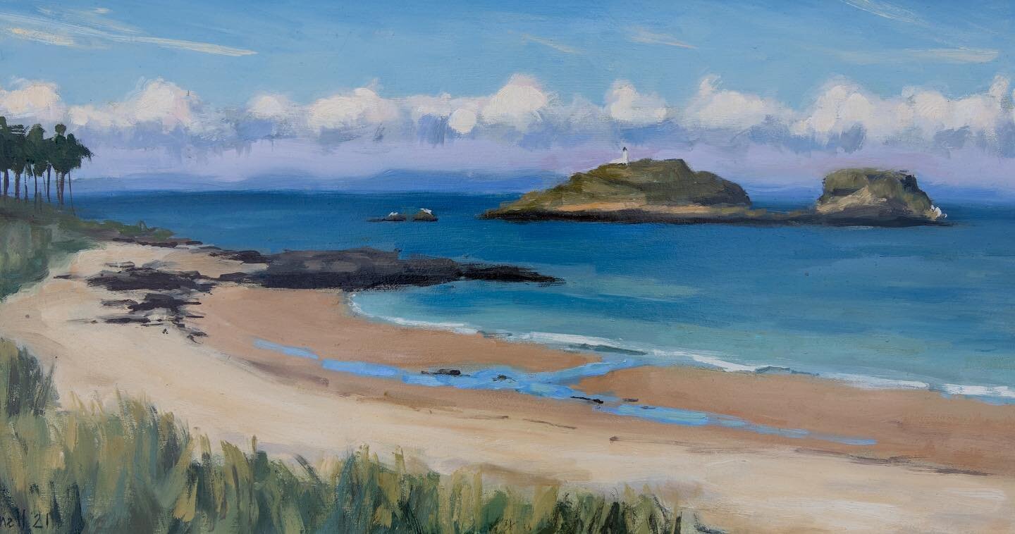 Hope you&rsquo;re having a good start to the week! This is such a special beach, Yellowcraig, which I must get back to and paint there again. 
A fun fact, this island was the inspiration for Treasure Island 🏝