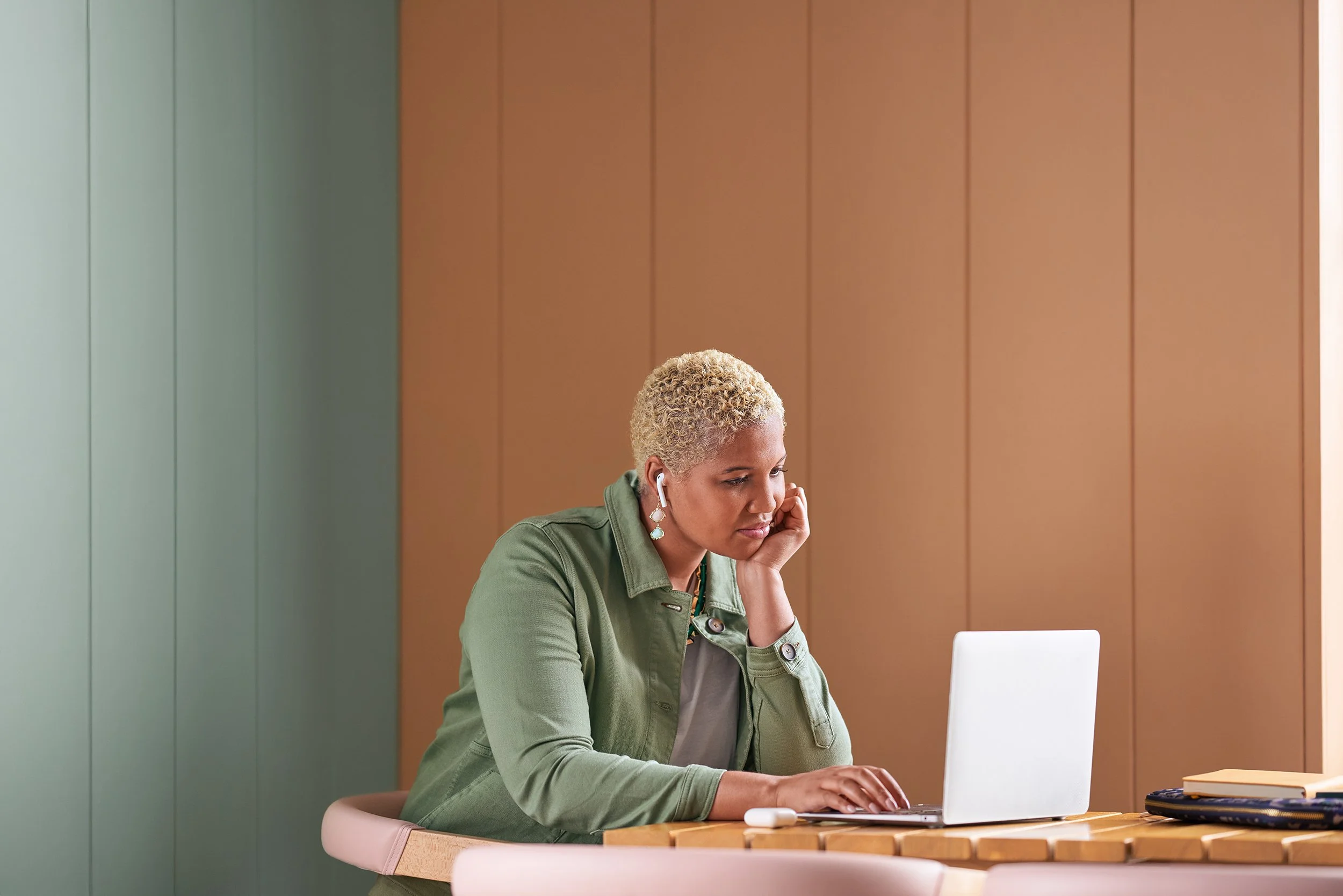 HPE202208310071646 33787.jpg