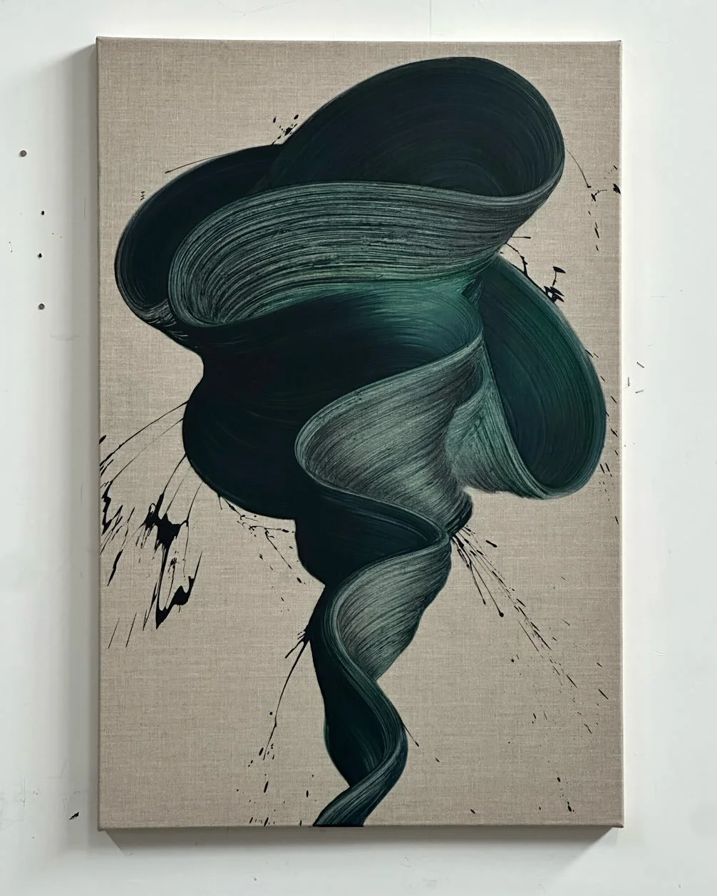 Rainy Sunday, London.
Energy coils, breathes and exists on its own terms.
A reminder that not everything needs to arrive somewhere to feel complete.

From the ongoing &ldquo;Becoming&rdquo; collection

Available at @galeriezberro 

#contemporyart #fl