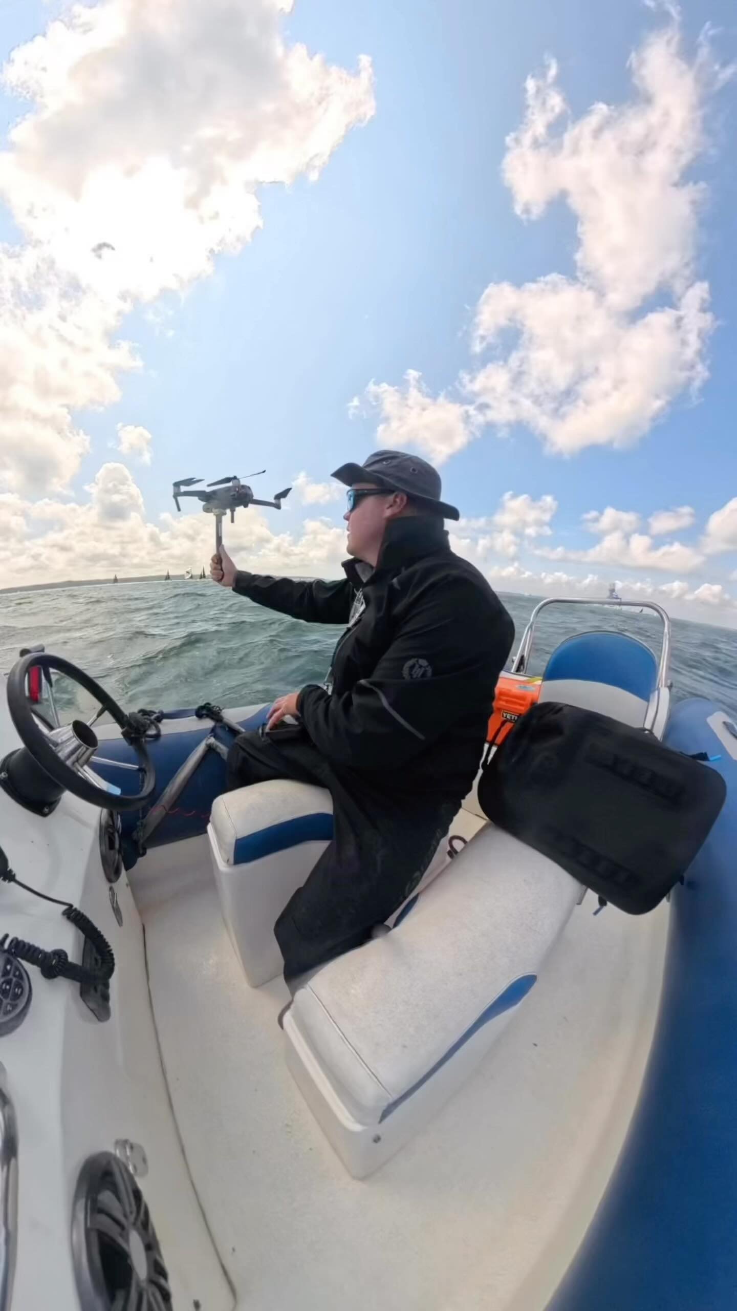 Lost count of how many flights we got in today — busy one ribbing around different parts of the race track, dodging boats, flying drones, and trying not to run anyone over. Just like that… a few taps and she’s off.
#ContentCreator