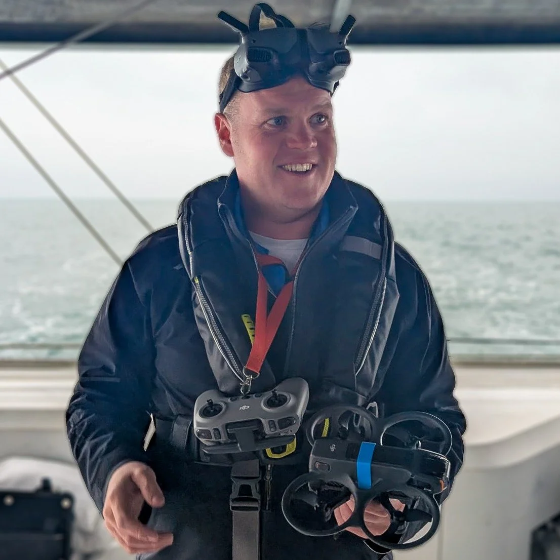 That’s the face of a happy (and slightly relieved) FPV pilot 😅 Yesterday’s epic flight out past The Needles was one for the books — and yes, the drone came back in one piece!
#FPVDrone #TheNeedles #DroneFlying #ContentCreator
@s