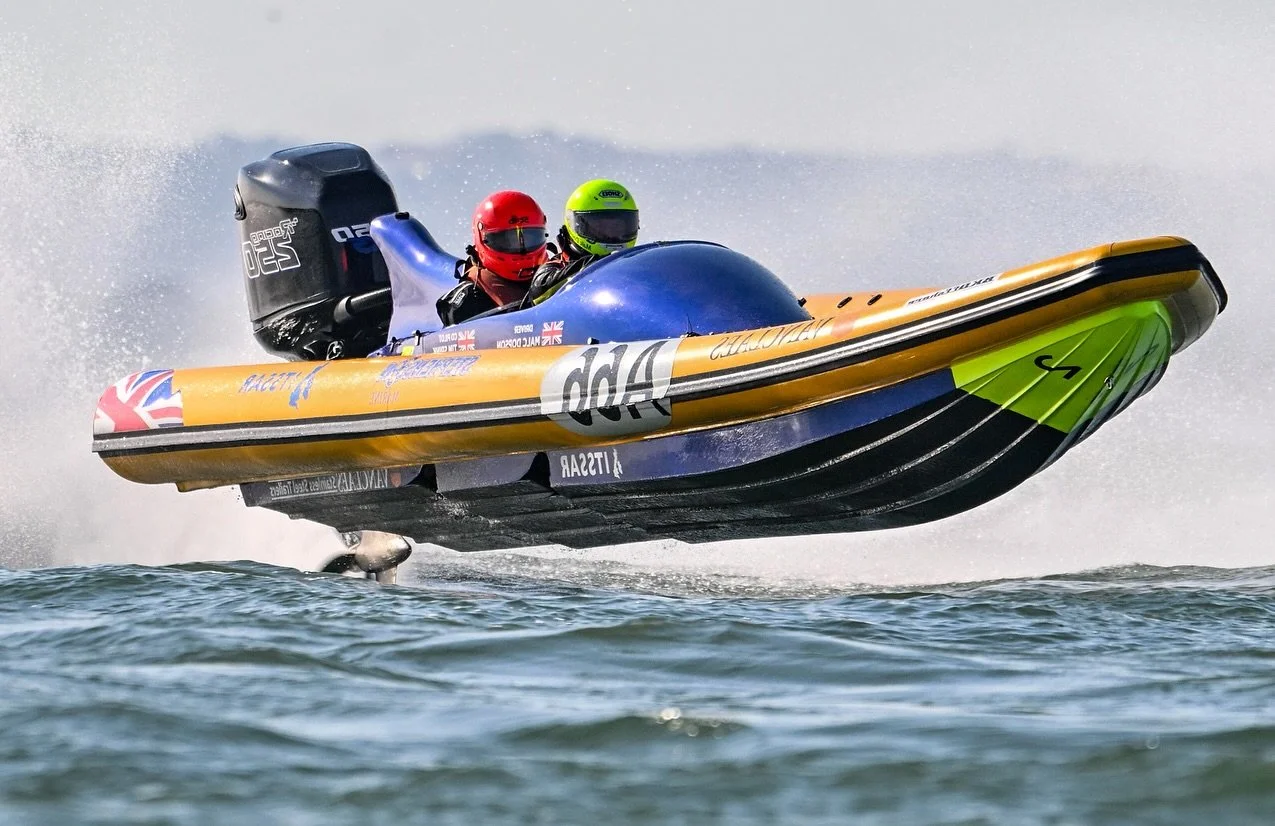 Out this morning capturing the Cowes to Torquay Powerboat Race — always a spectacle seeing these machines head off at speed.
#CowesTorquay #PowerboatRace #OnTheWater #MarineMedia
