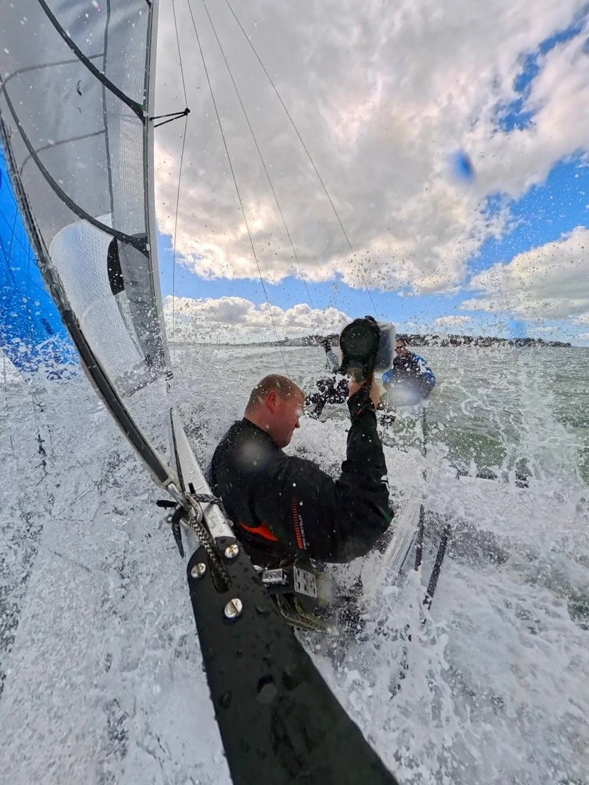 If you&rsquo;ve got to work a weekend&hellip; at least it can look like this.

Back out on the Solent with Gill shooting more for the new dinghy campaigns. Bit of a cold one, so the drysuit was definitely doing its job today.
 #BehindTheScenes