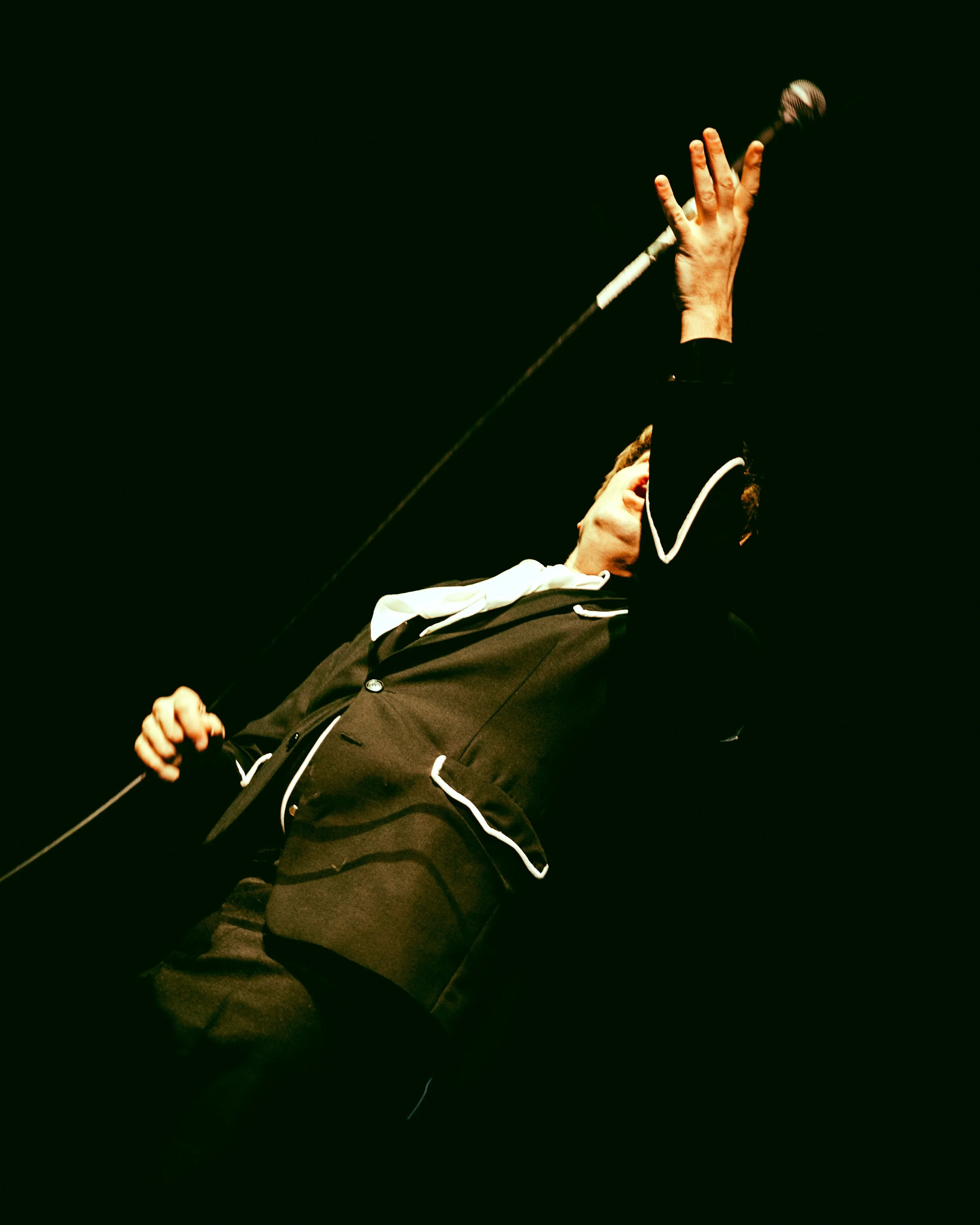 @ikerrkreative-THEHIVES-11.jpg