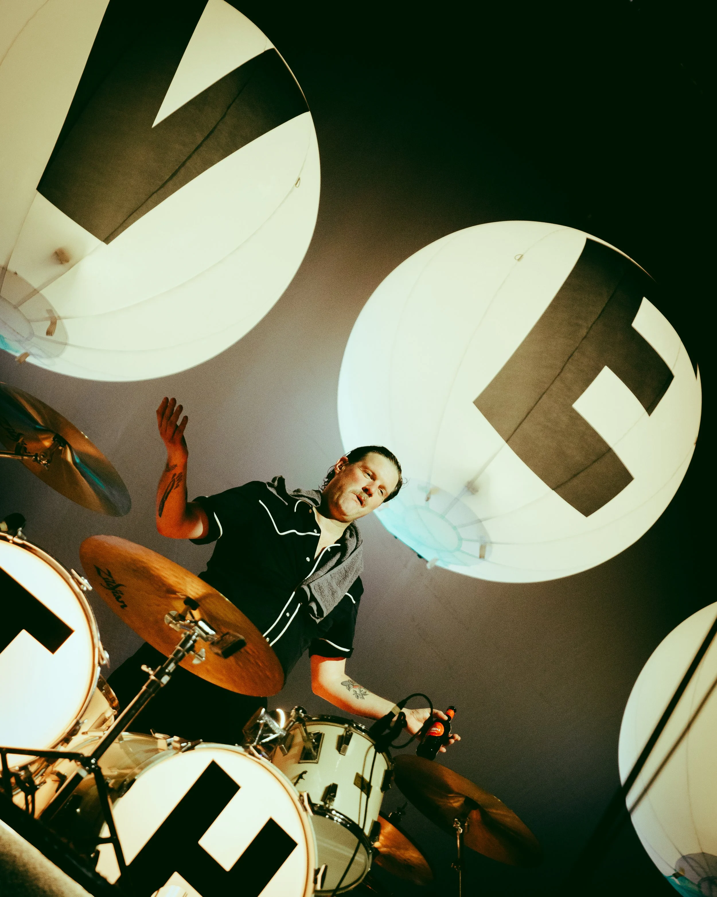 @ikerrkreative-THEHIVES-7.jpg