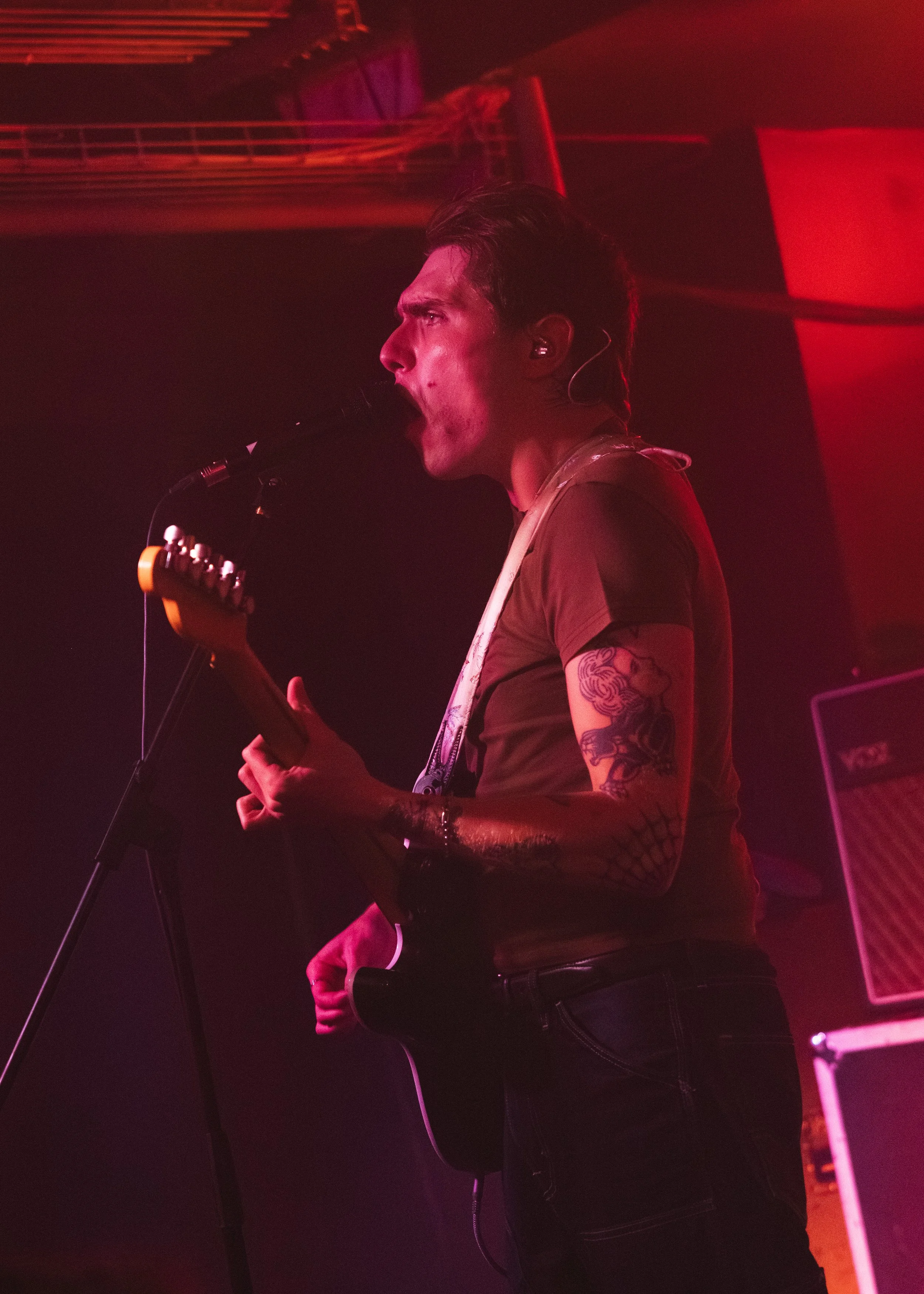 Arms Length HR-38.jpg