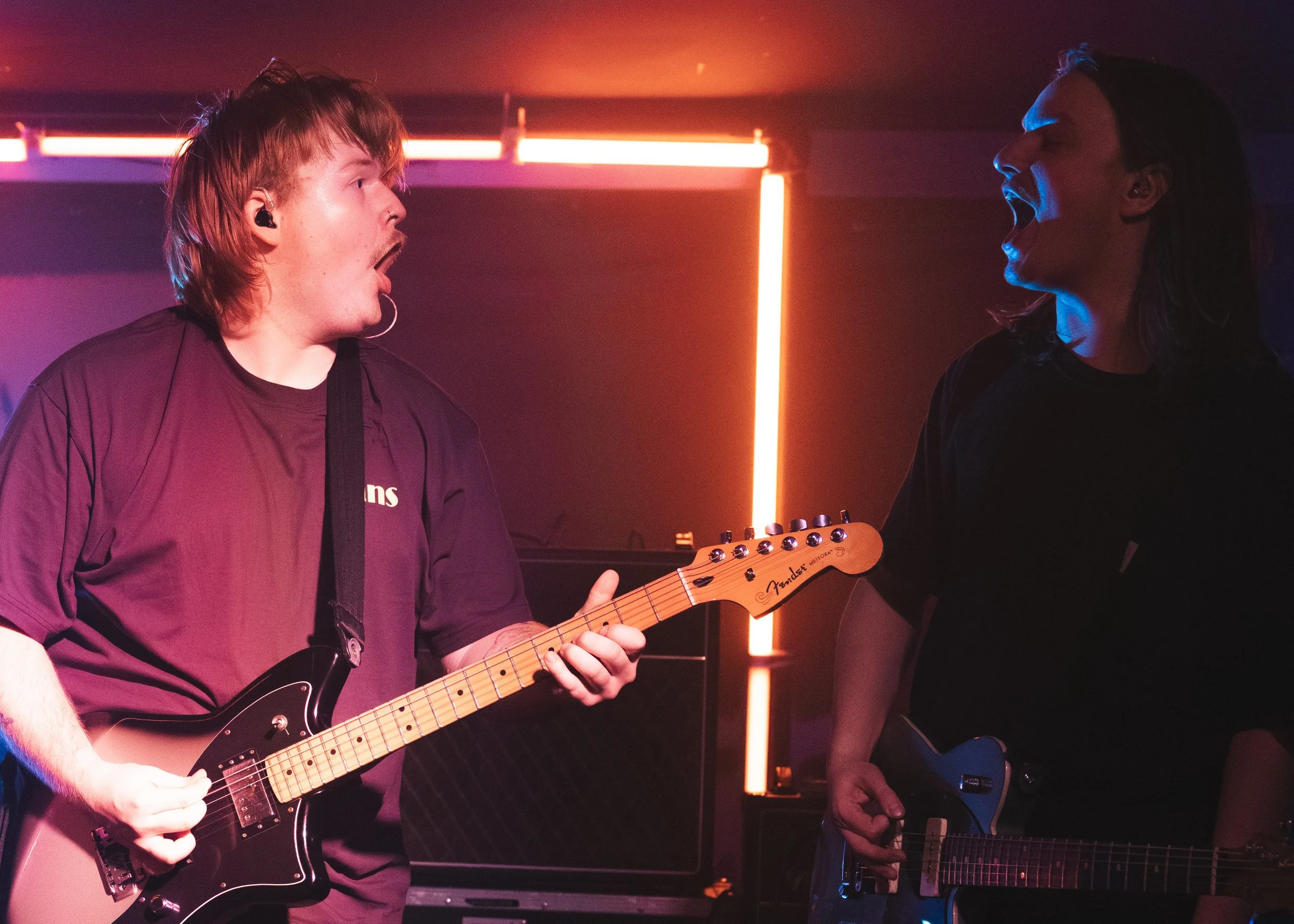 Arms Length HR-18.jpg