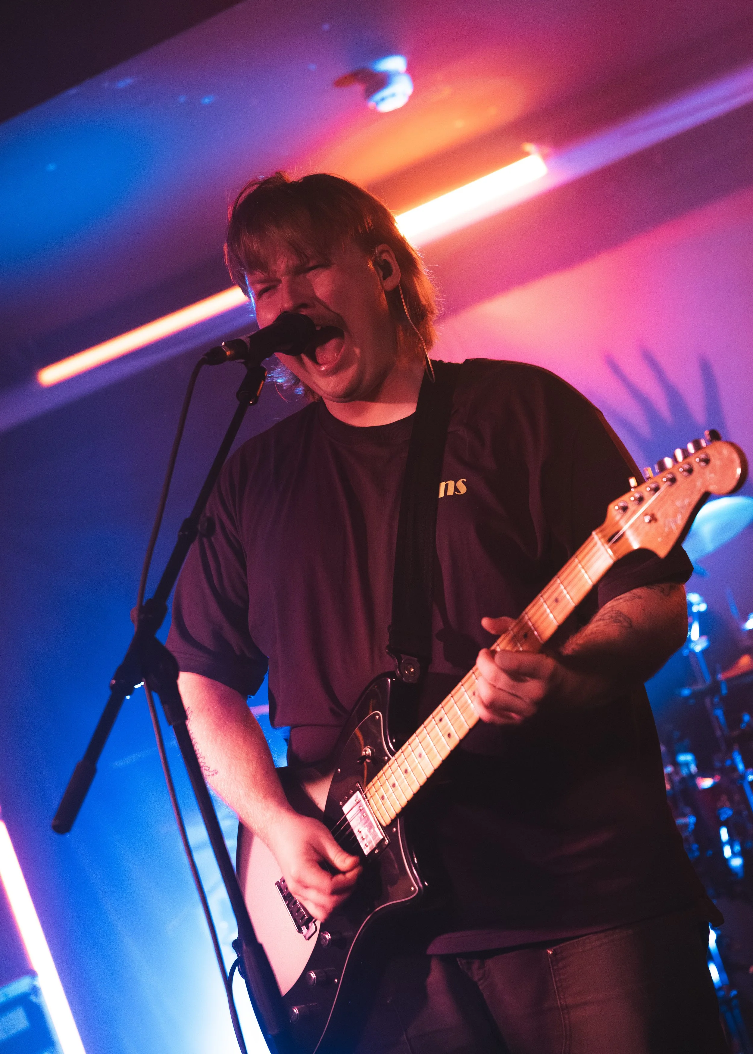 Arms Length HR-20.jpg