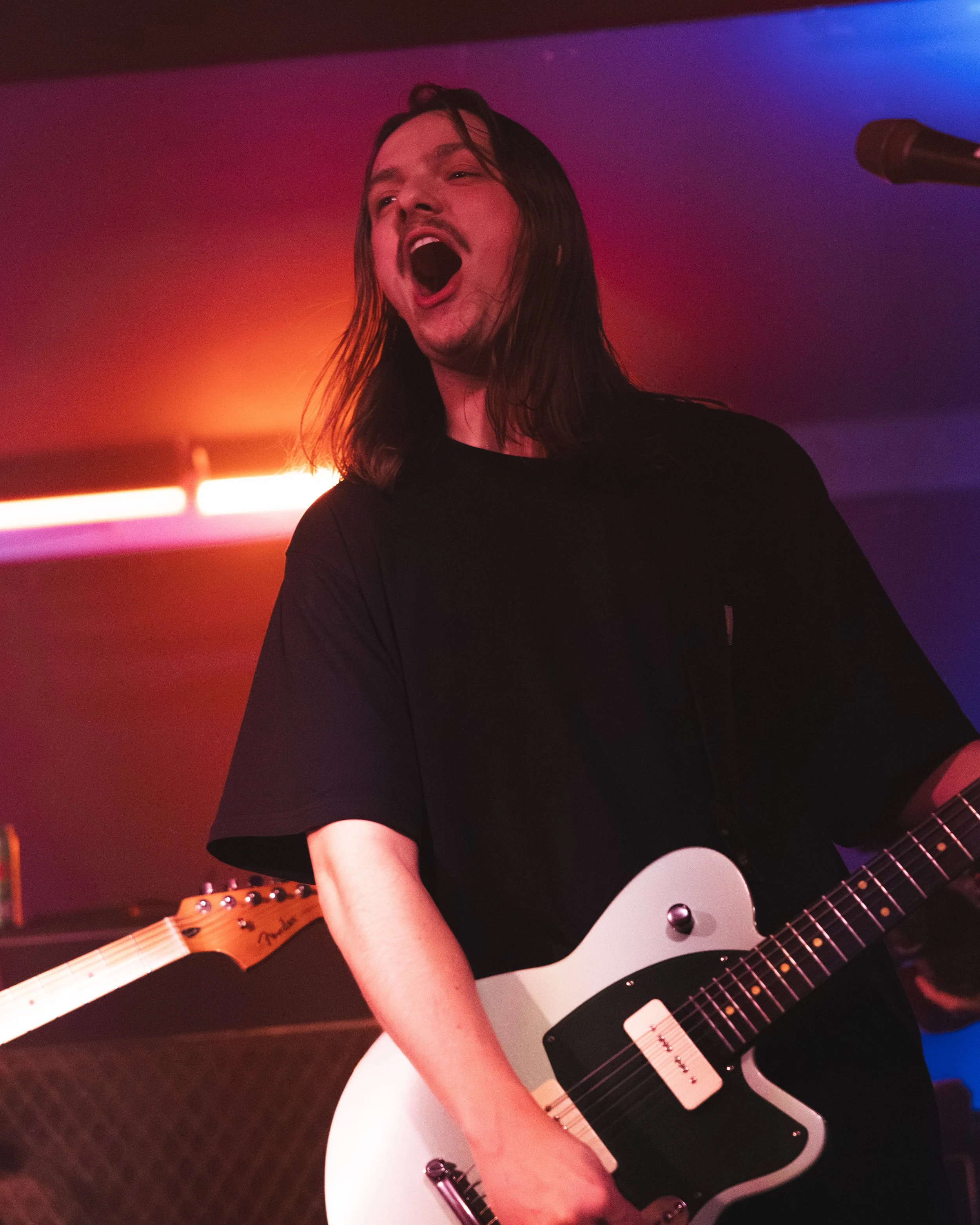 Arms Length HR-21.jpg