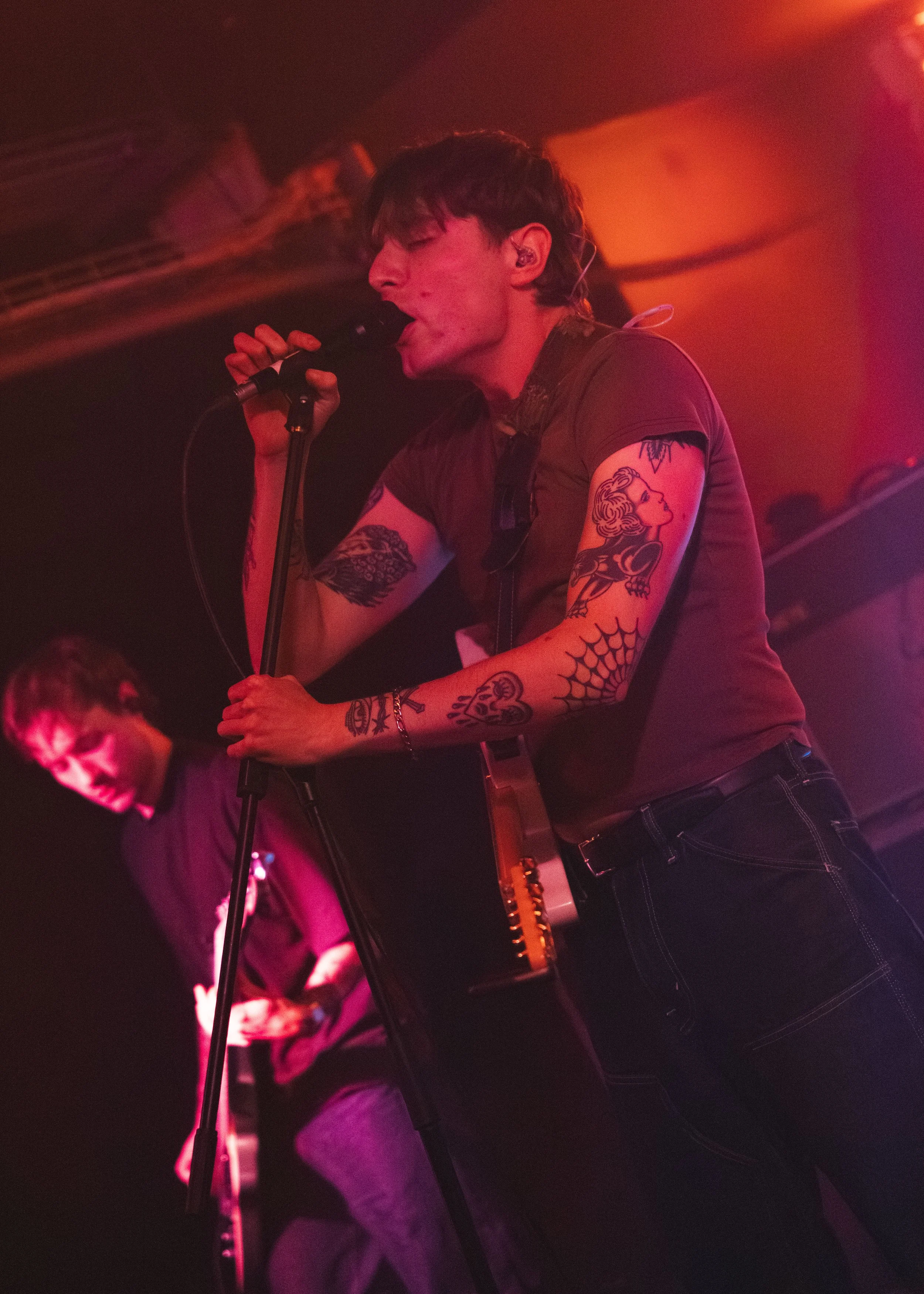 Arms Length HR-24.jpg