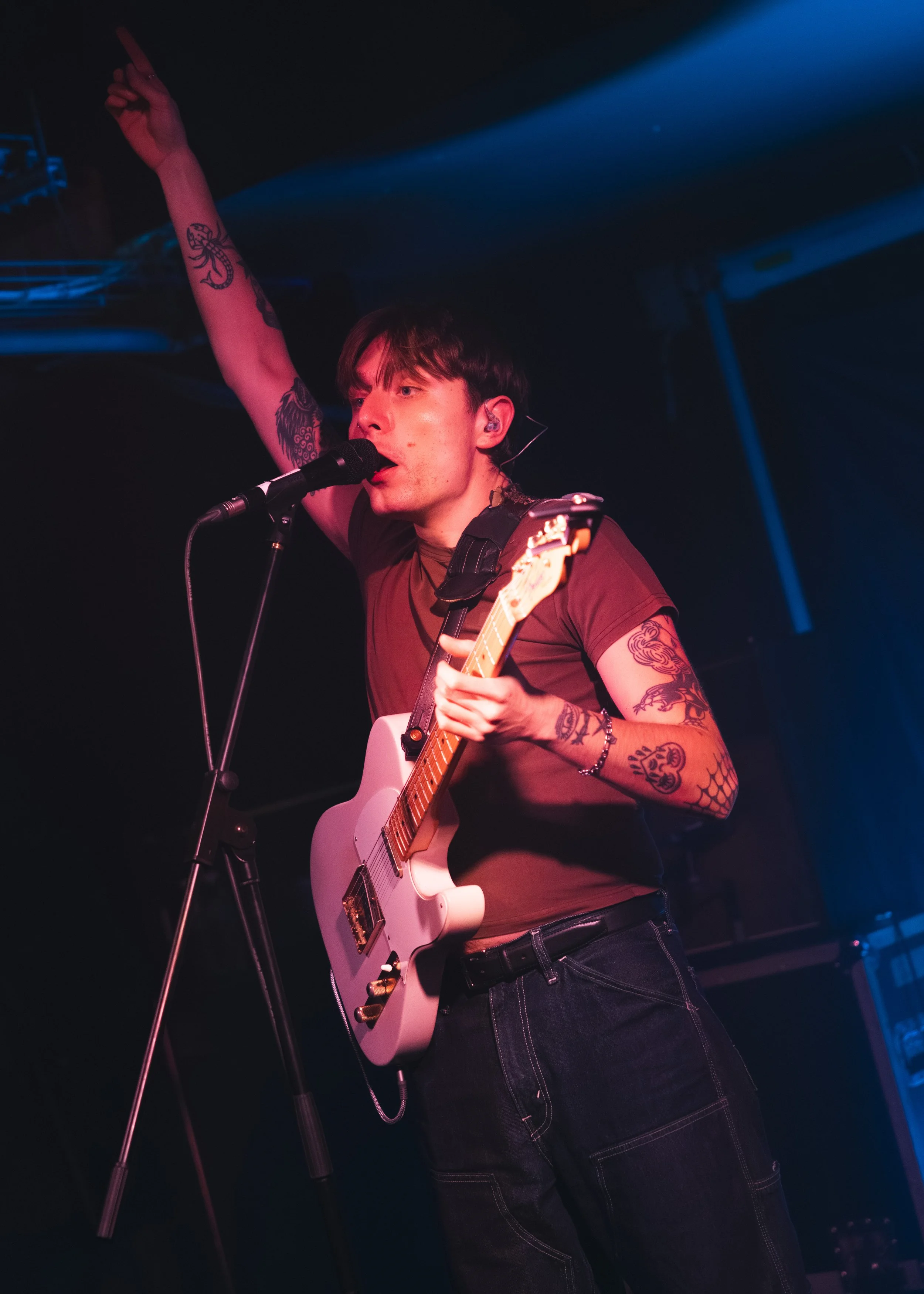 Arms Length HR-29.jpg