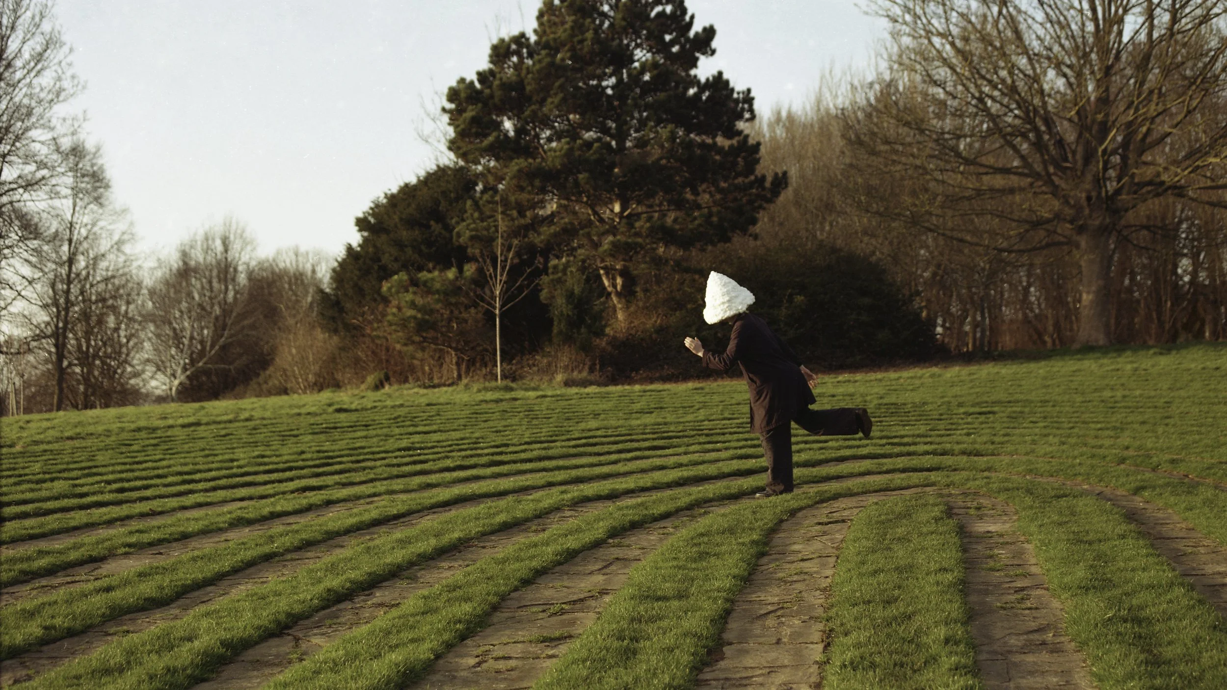 SoftTop announce debut album ‘Gathering Dust’ with new single ‘Paving Stones’