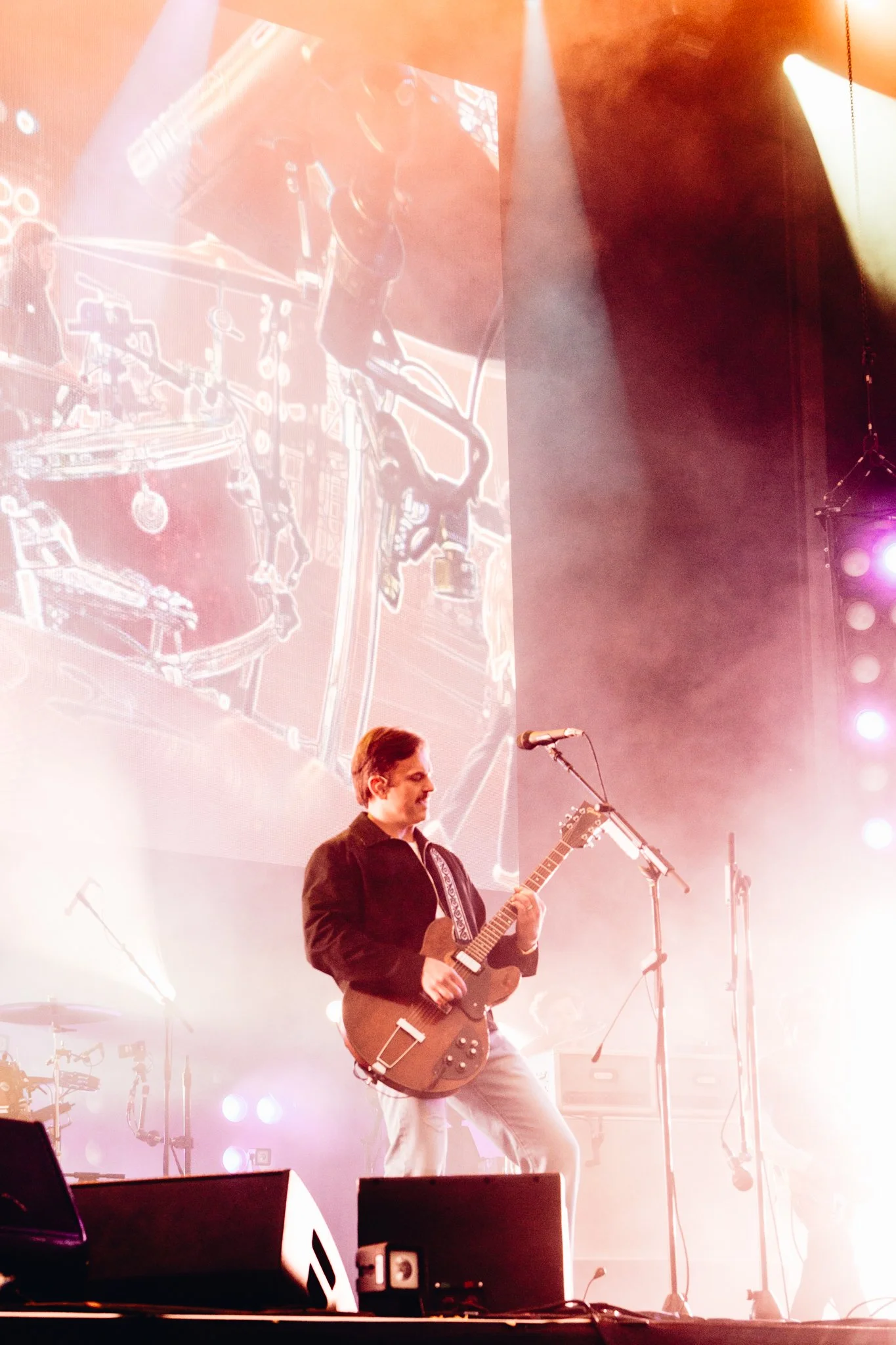 Kings_of_Leon_RyanBuchanan_001.jpg