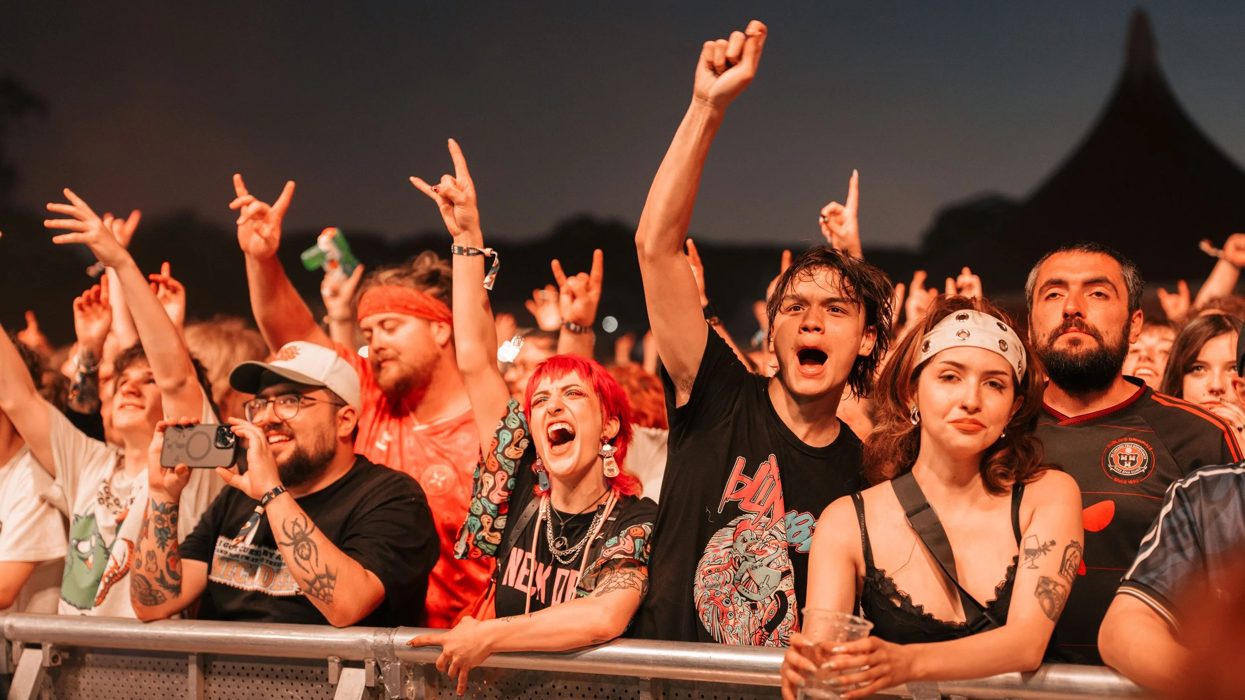SATURDAY_NeckDeep-36.jpg
