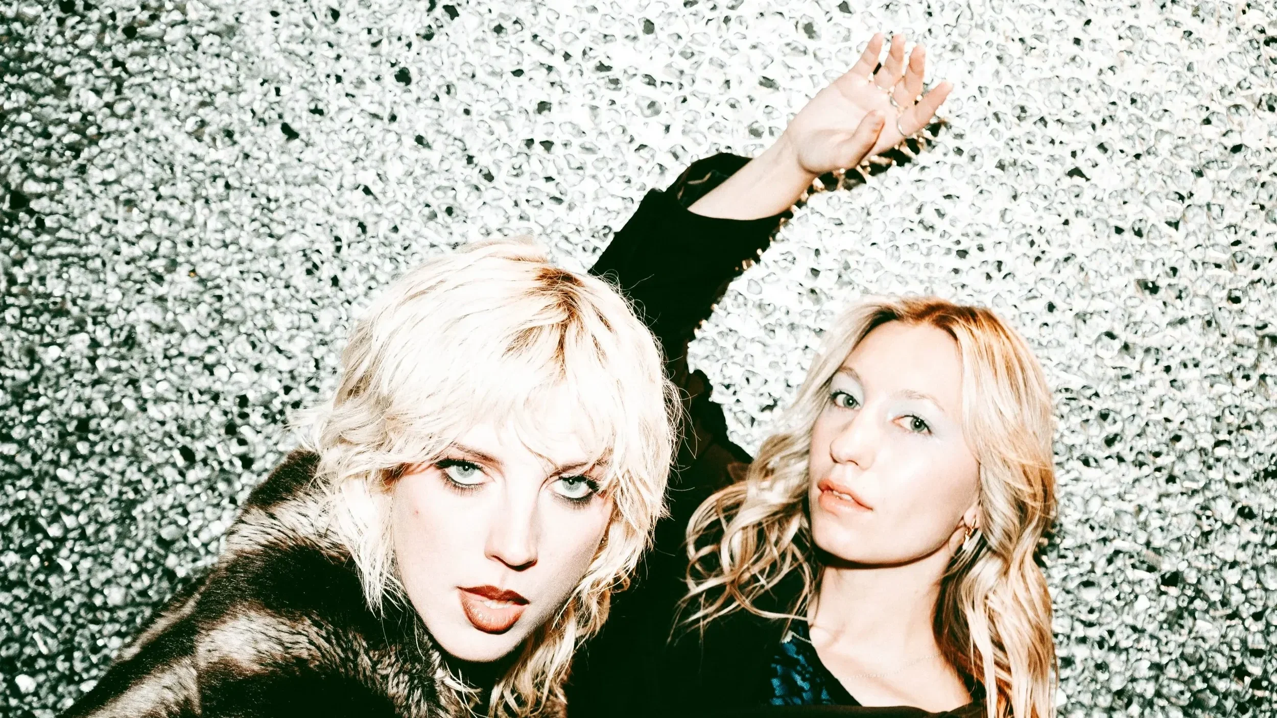 Black Honey joins Coach Party for noisy new single ‘Disco Dream’