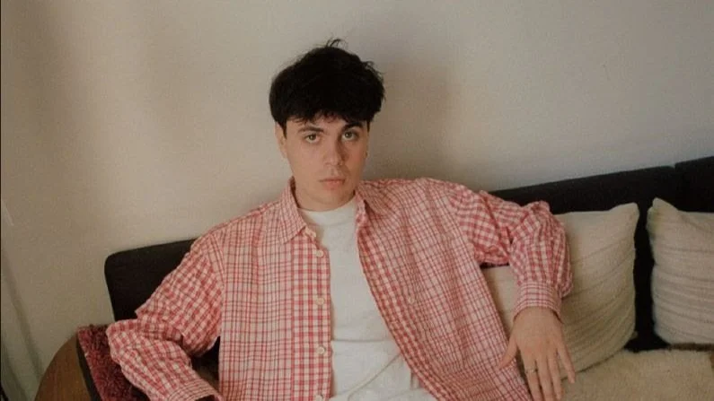 Nik B Niko B announces biggest UK headline tour — THE INDIE SCENE