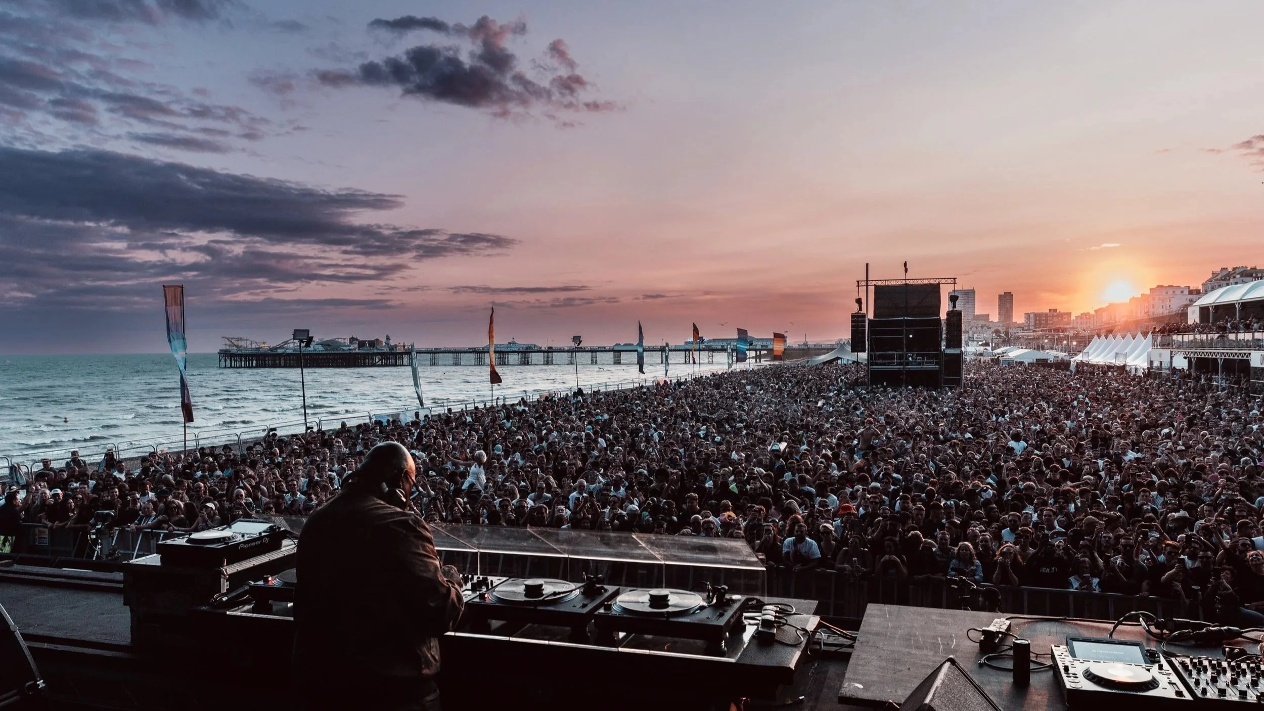 On the Beach promises Madness, Maccabees and Moby for 2026