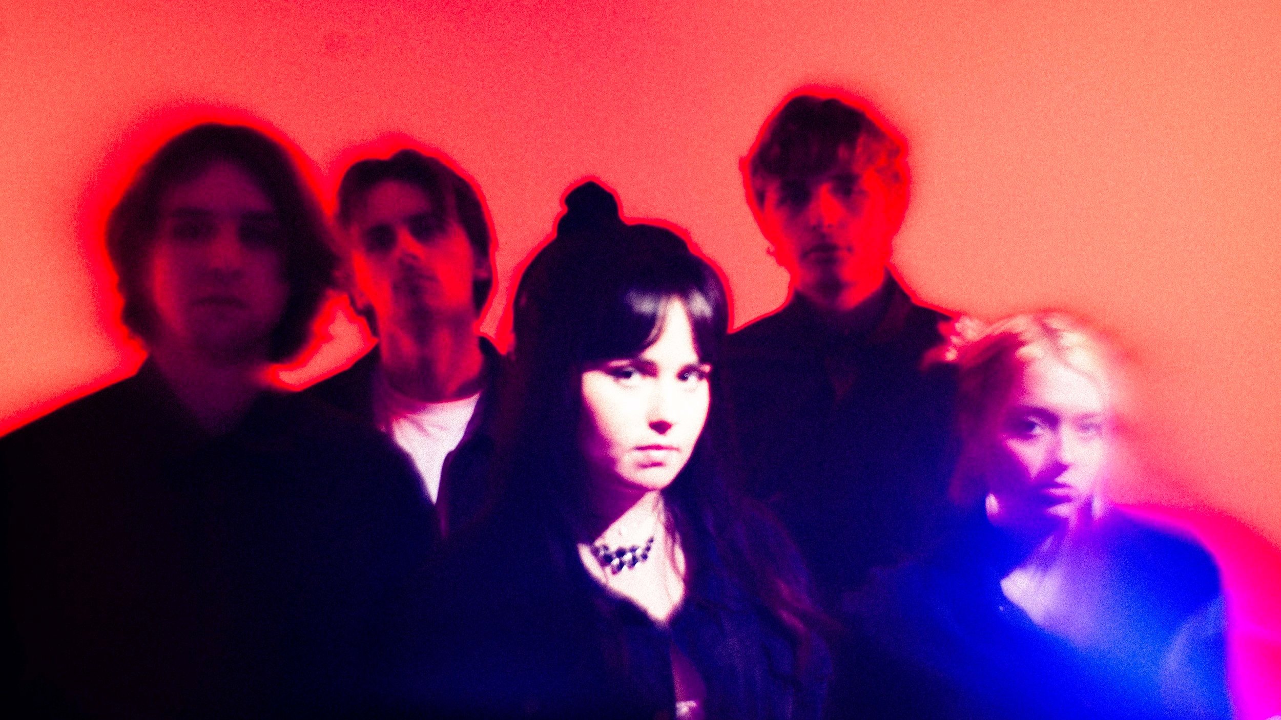 Vona Vella share new single ‘Over and Over’
