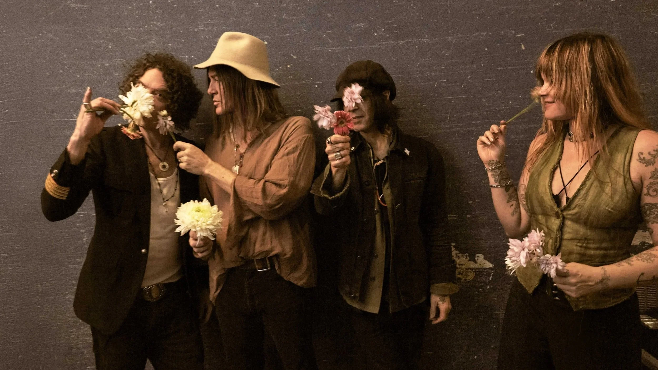 The Dandy Warhols cover The Violent Femmes ahead of new covers album ‘Pin Ups’