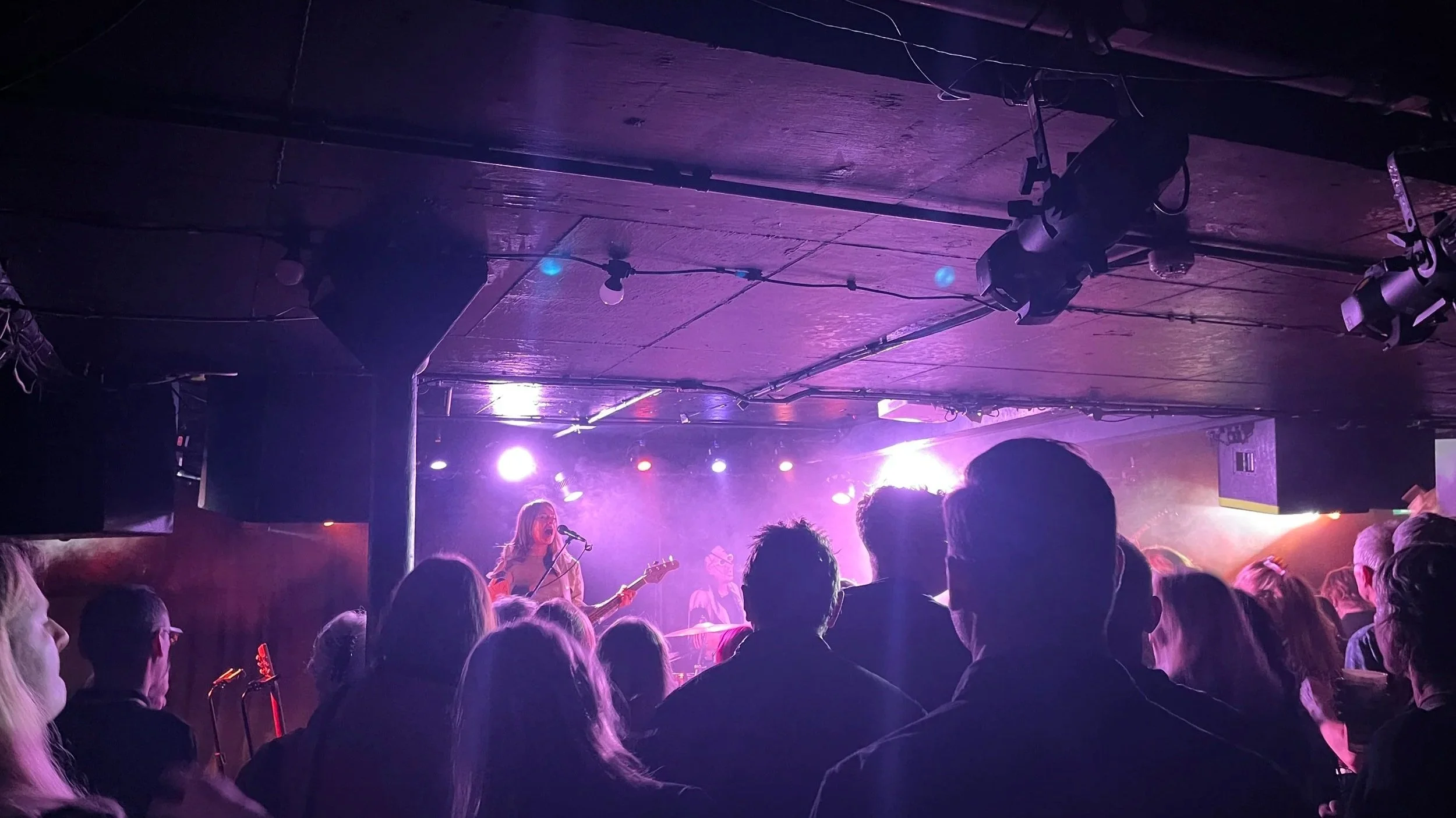 MY BABY fills Brighton’s Komedia with dancing, energy and joy