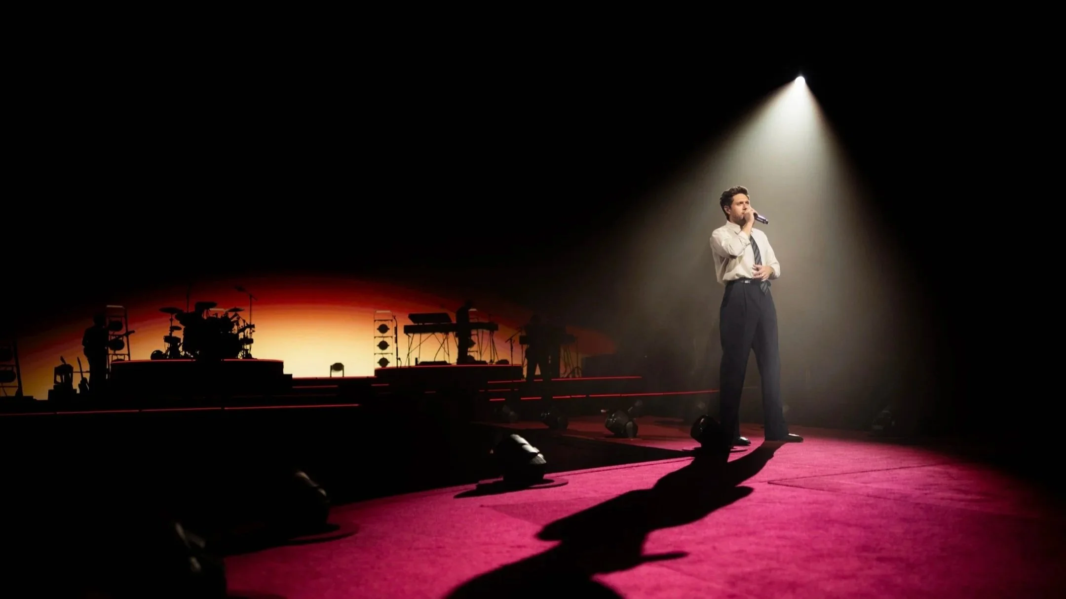 Niall Horan invites fans to his Dinner Party at The O2 — THE INDIE SCENE