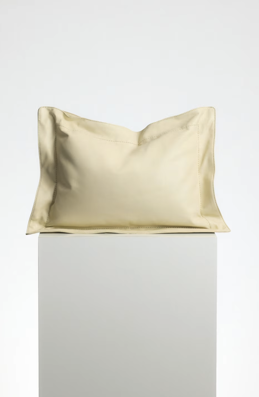 The Pillow clutch bag Arrange Studios