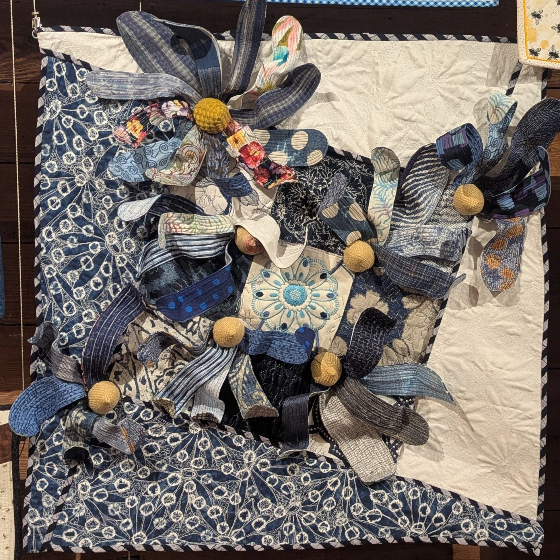 Do you want a piece of my art and help a great arts organization?
Virginia Quilt Museum's 30th Anniversary Quilt Auction is officially open! 
Browse a stunning collection of quilts and place your bids online now through September 27.
👉Start bidding: