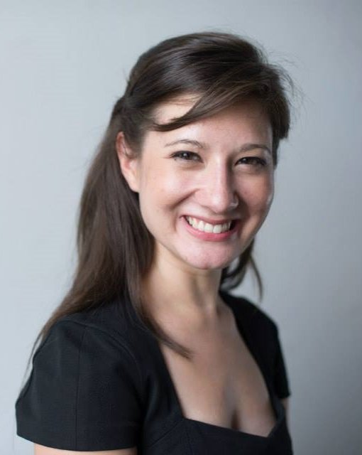 Lindsay Espinosa Headshot 3.png