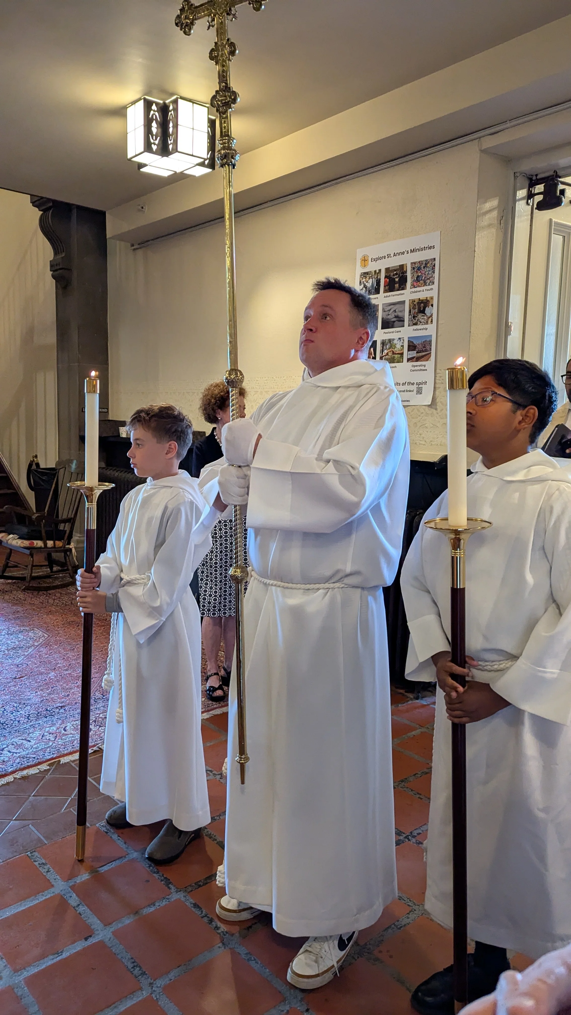 Worship Servers Needed