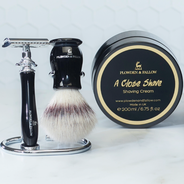 The Ludlow Safety Razor Shaving Set in ebony with our A Close Shave Shaving Cream.
