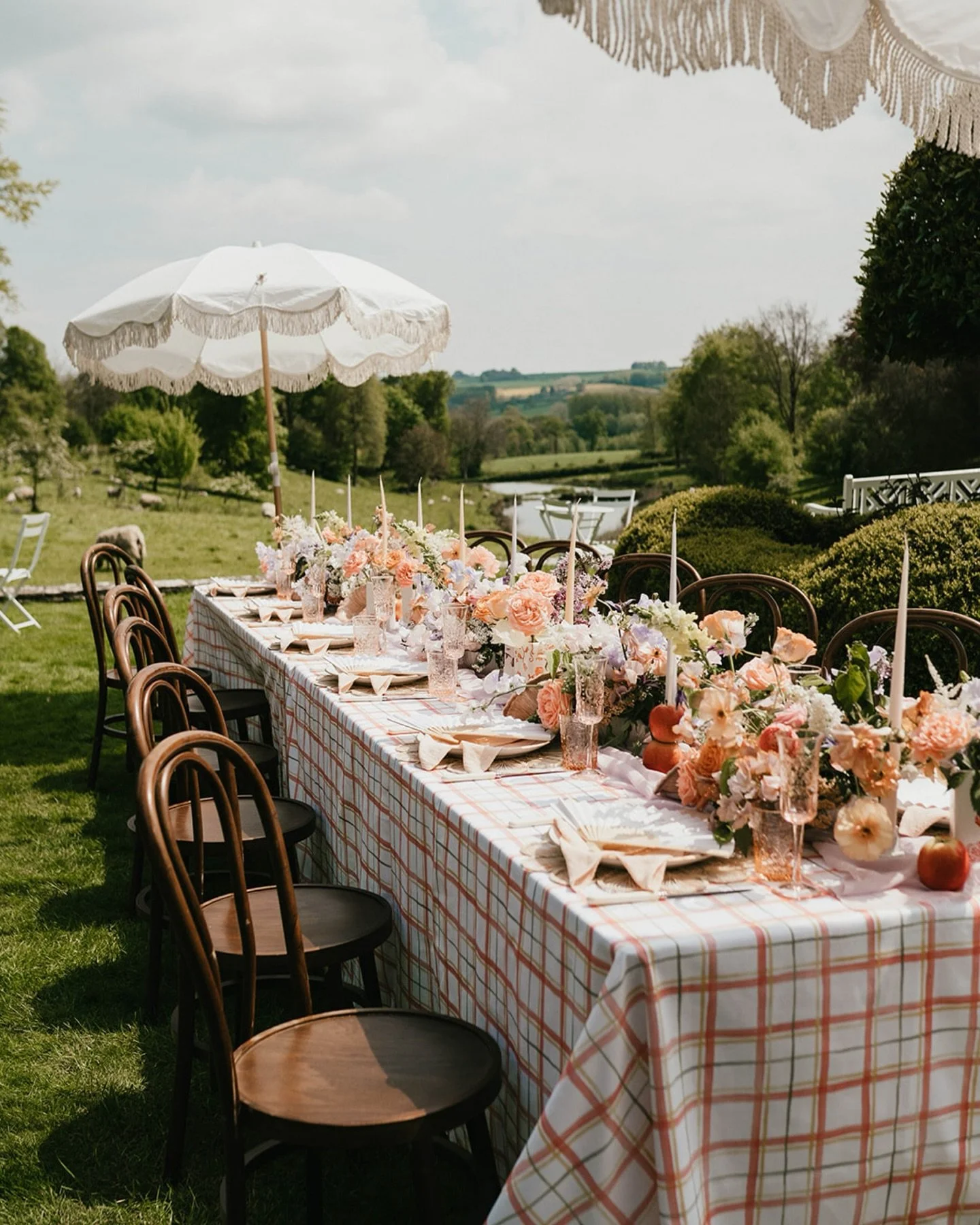 Soft blooms, candlelight, and thoughtful details can transform any wedding weekend moment, whether it&rsquo;s a spring garden welcome dinner the night before or a smaller guest list celebration. Imagine a table scape at Cornwell Manor in the Cotswold
