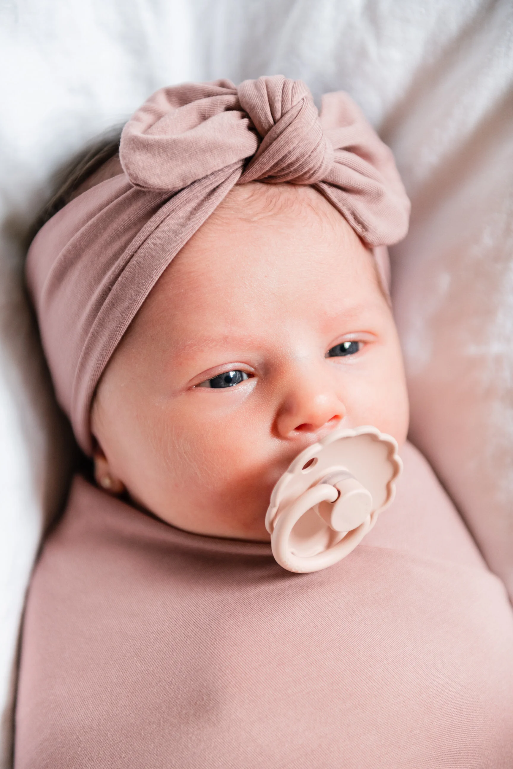 NACIMIENTO_VIVIENNE_CAMI (15 de 160).jpg