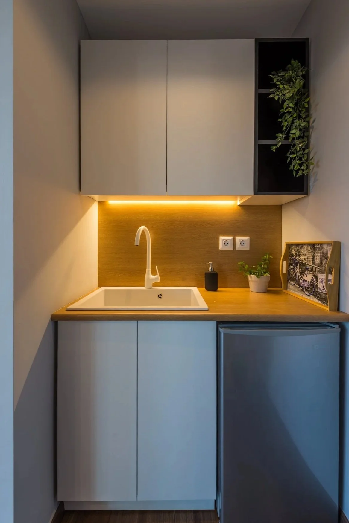 Interior Design_Doctor's Office_Monastiraki