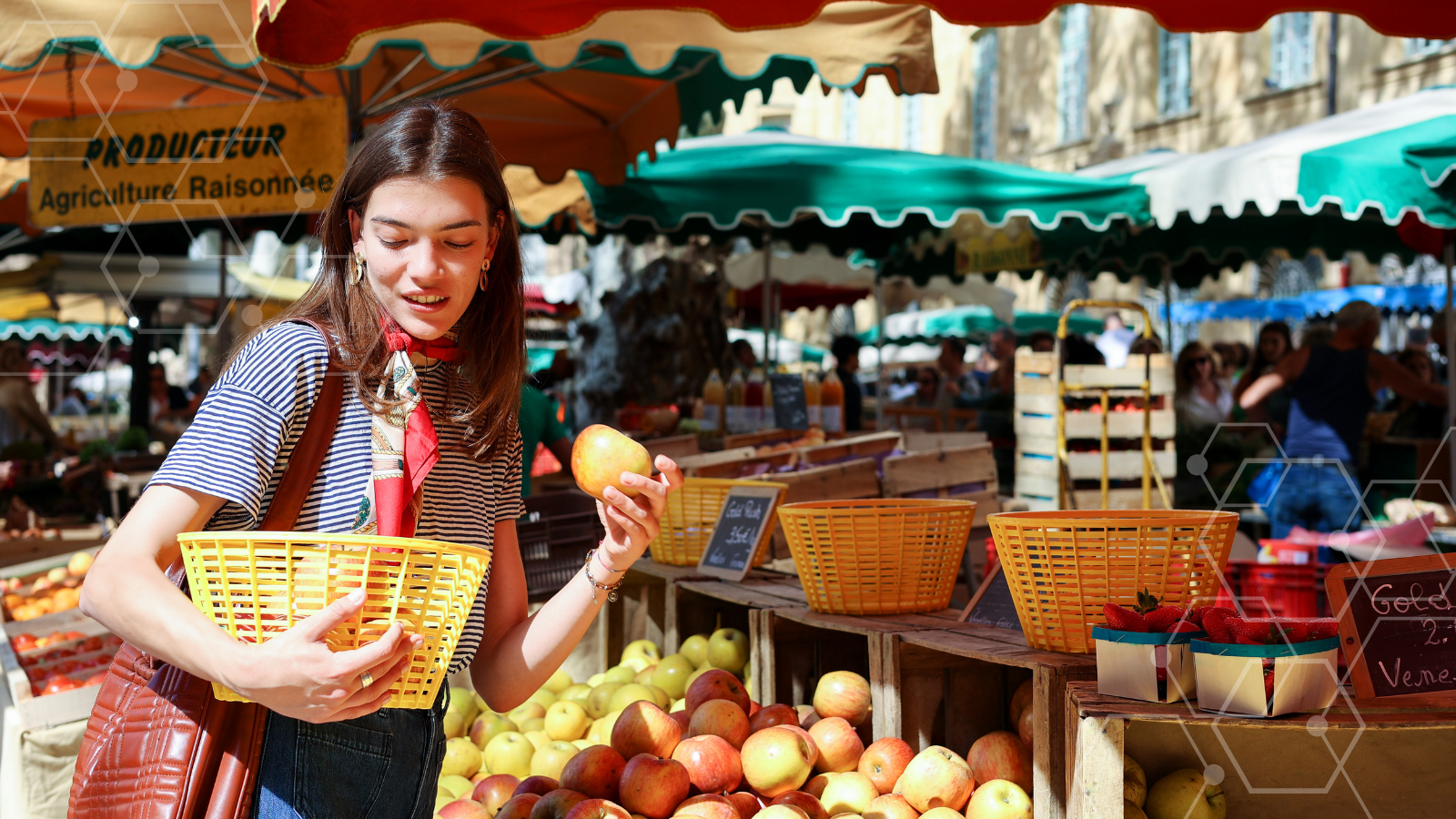Eating in Season: A Dietitian's Guide to Summer Produce