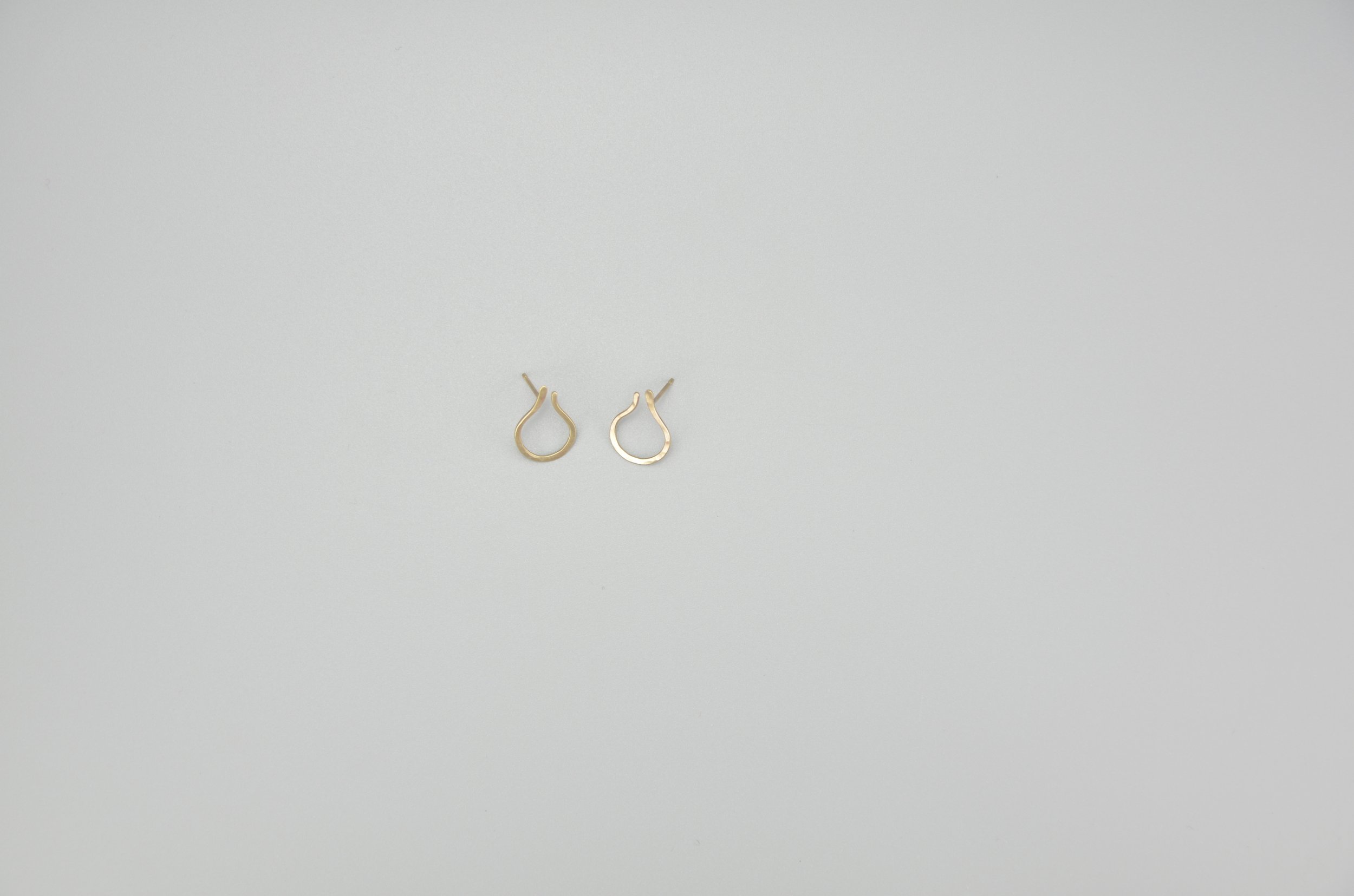 Margaret Howell Hammered teardrop earrings