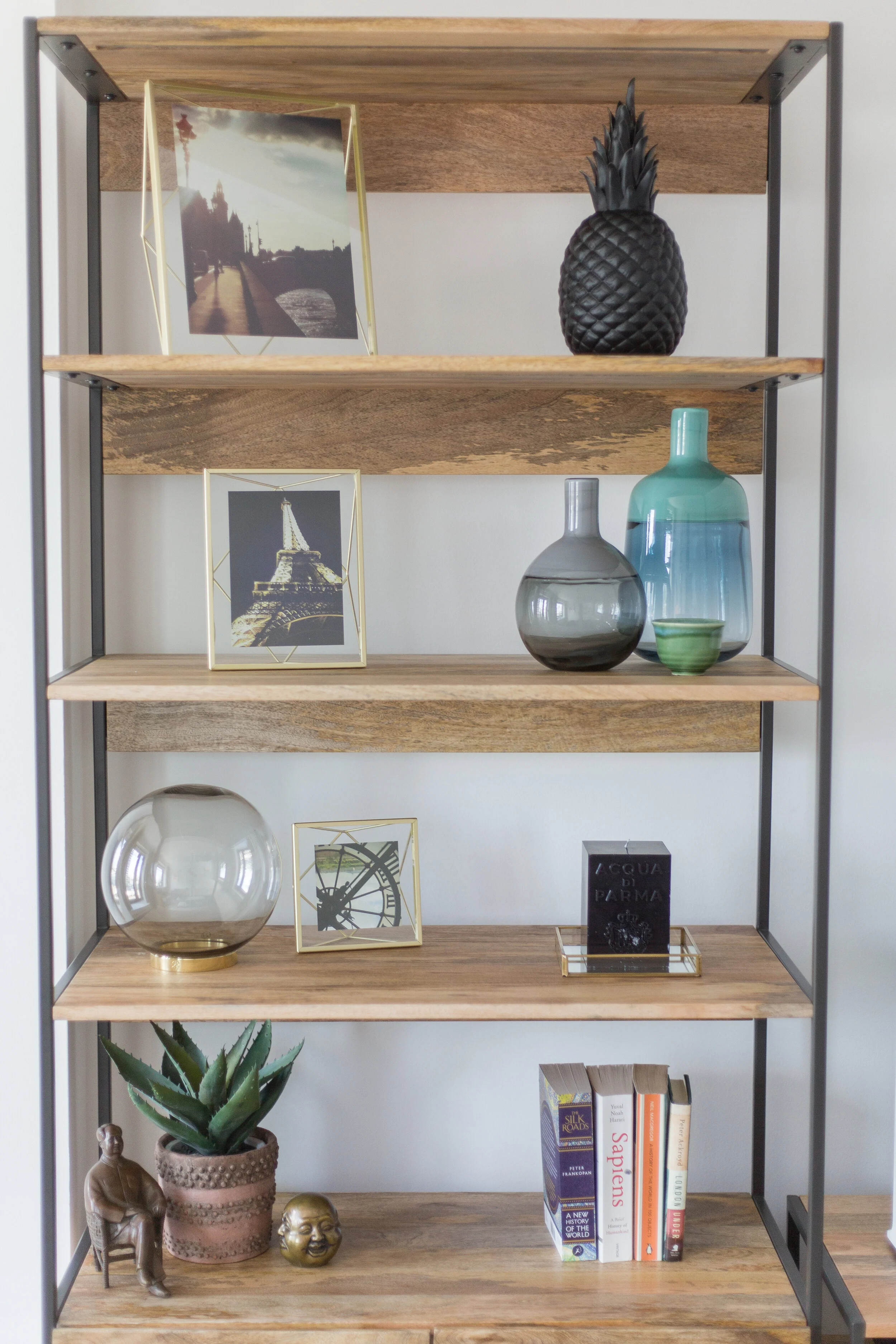 HOW TO STYLE UP YOUR SHELF | Space Shack interior Design