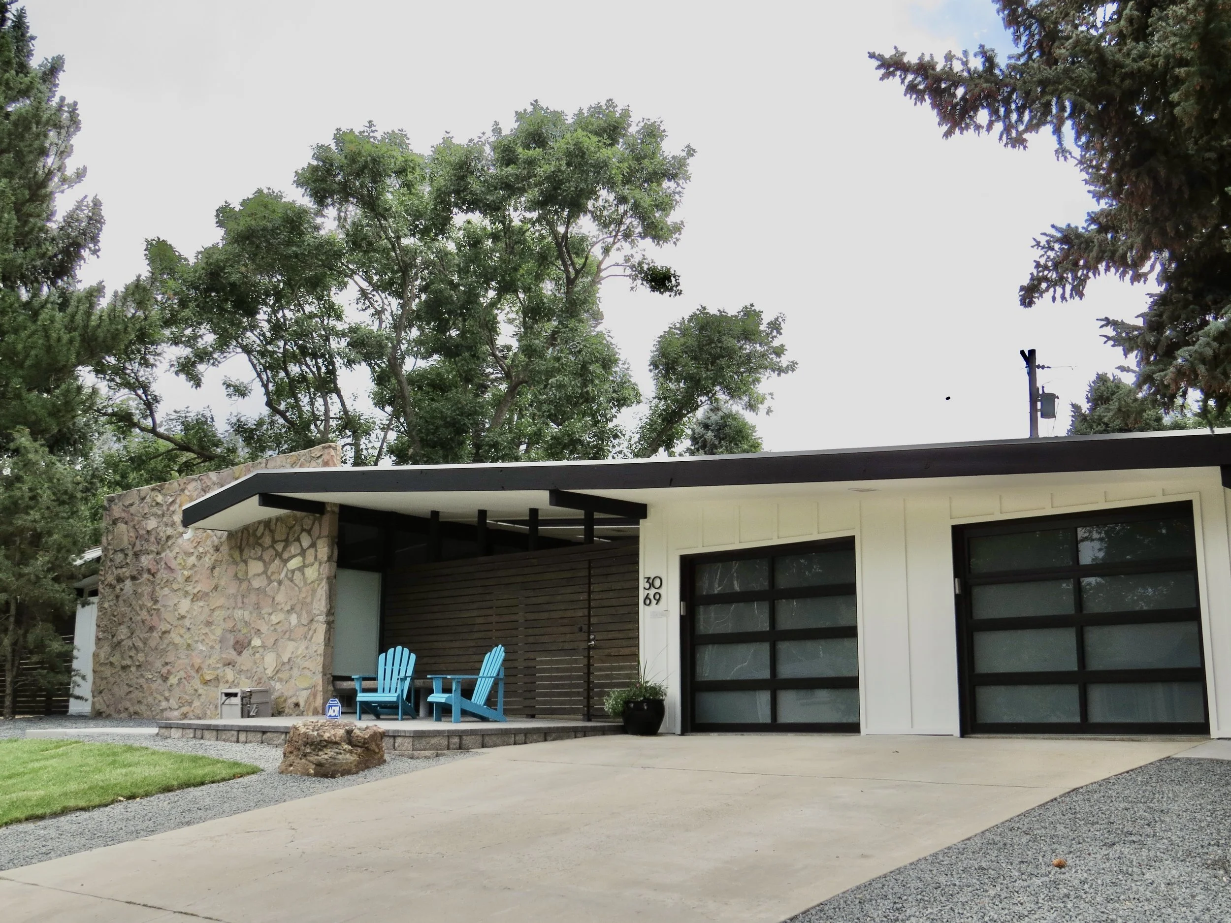 Mid-Century Design, Modern Amenities