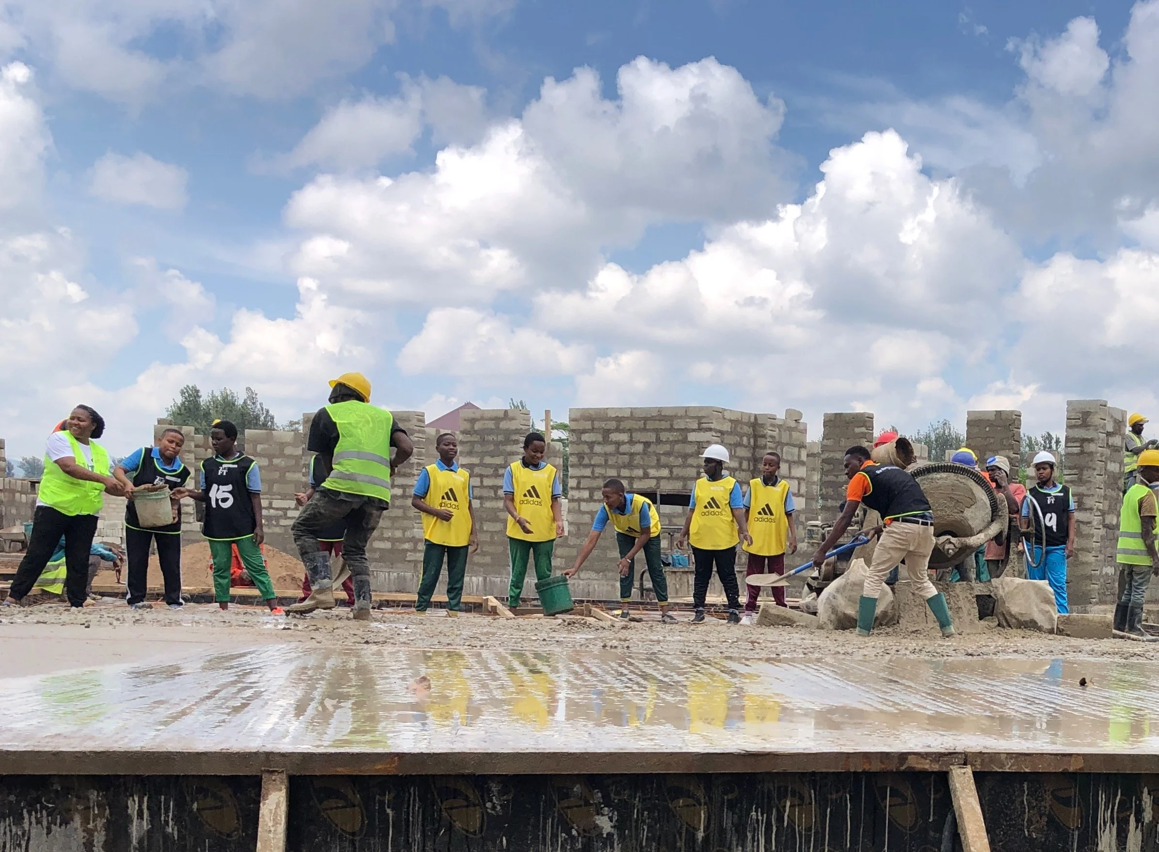 BUILDING THE FUTURE FOR WOMEN IN TANZANIA