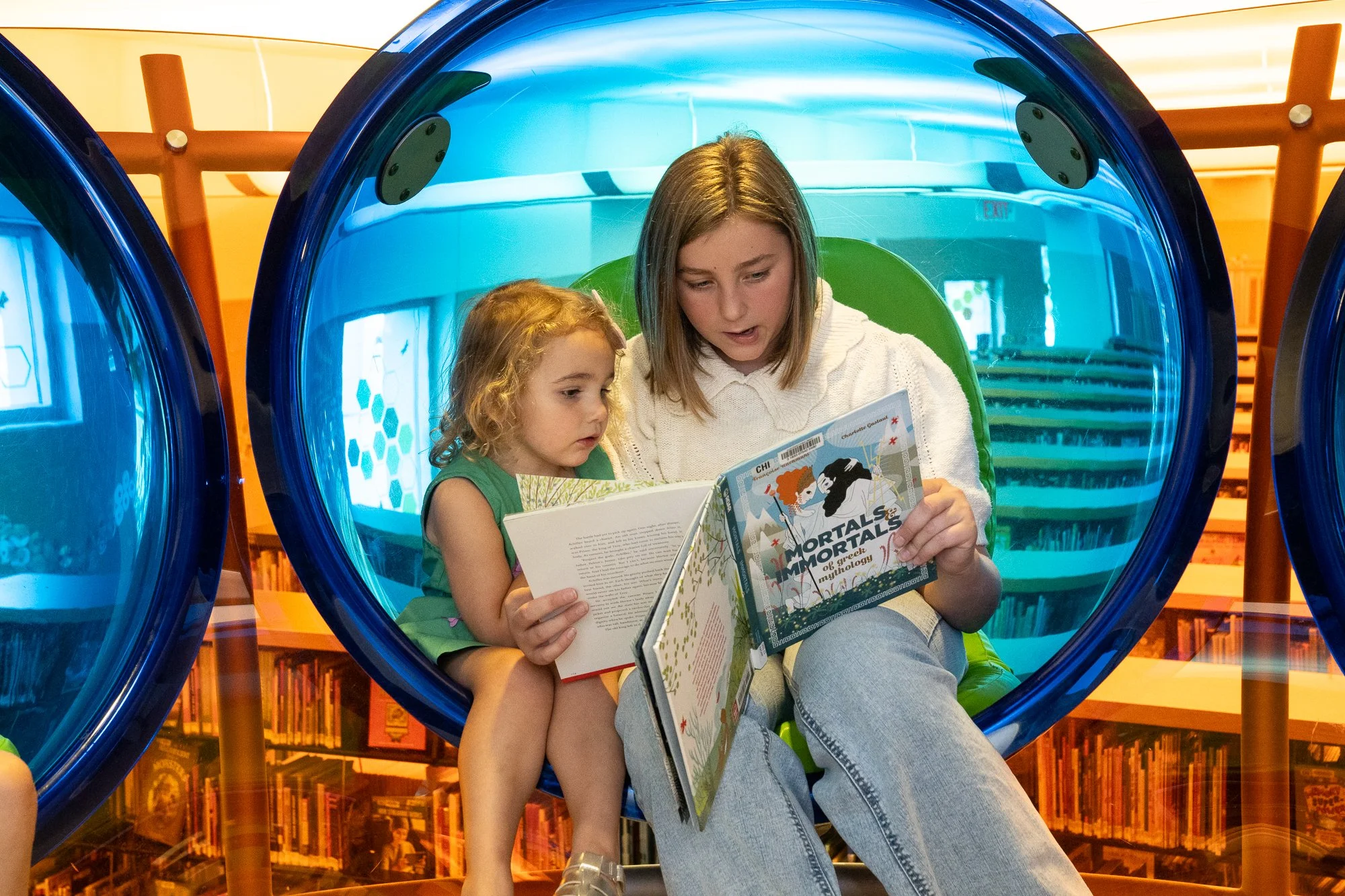 Chi_Reading In the Bubbles 3.jpg