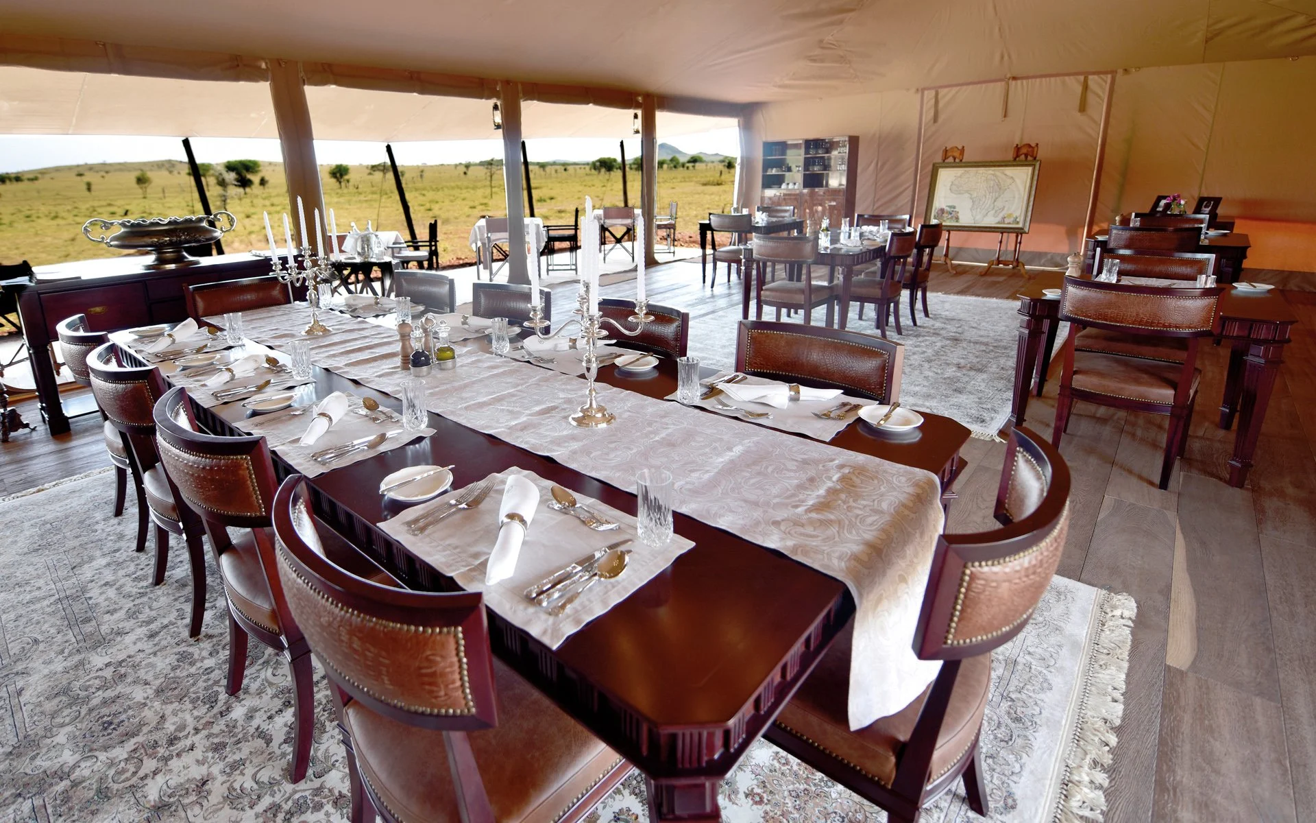 Nyaruswiga-Main-Dining.jpg