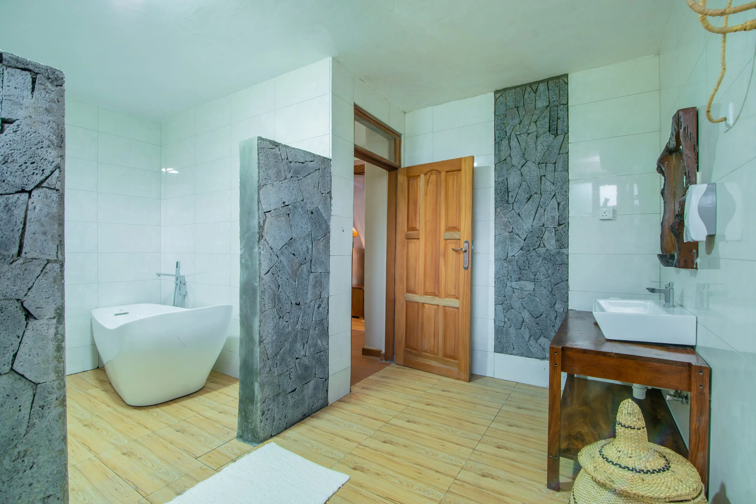 Homemoon - Executive Cottage-9.jpg