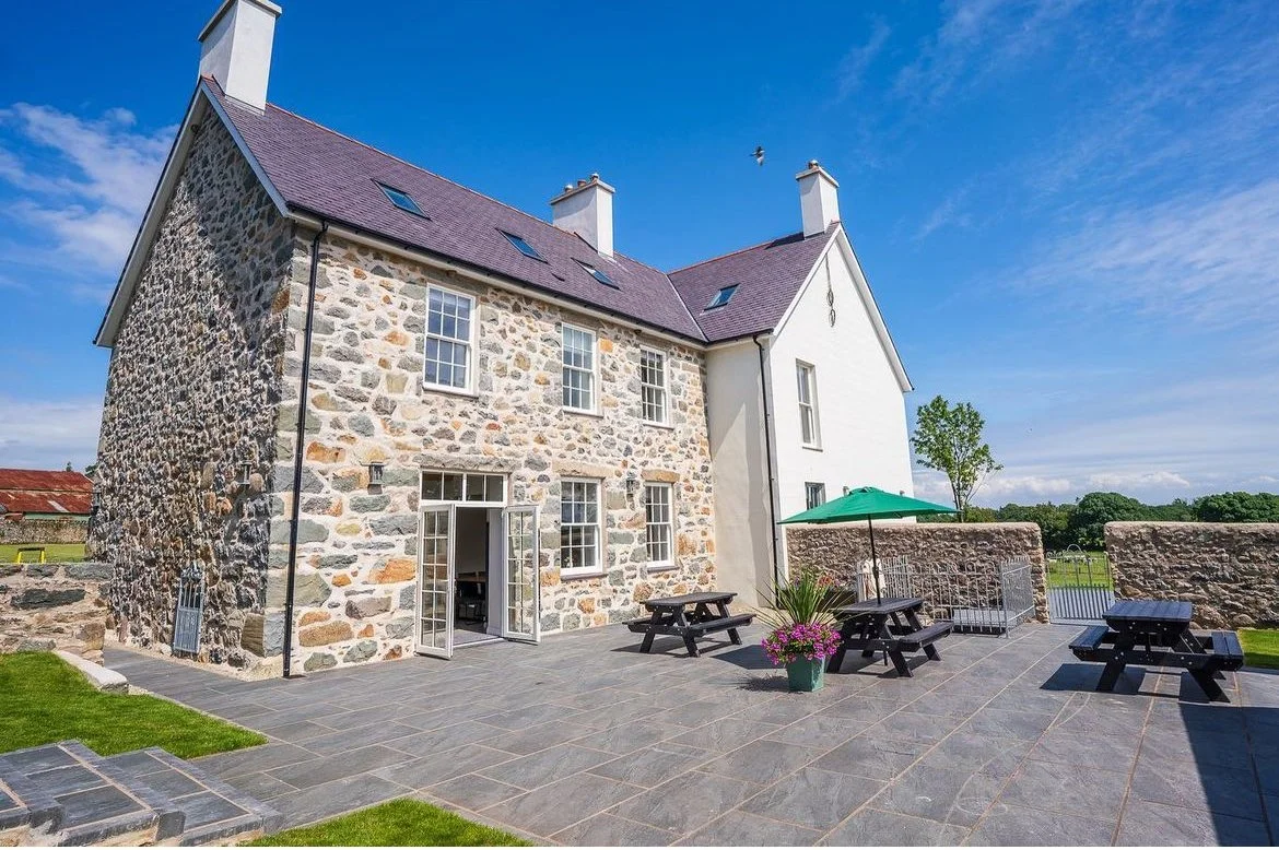 Hendre Feinws, Rhos Fawr