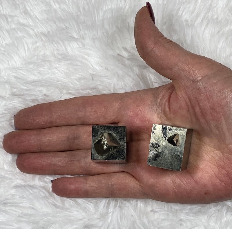 pyrite cube .jpg