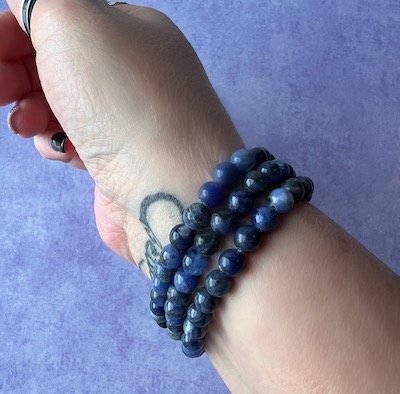 sodalite crystal healing bracelet.jpeg