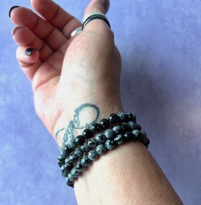 snowflake obsidian crystal healing braclet.jpeg