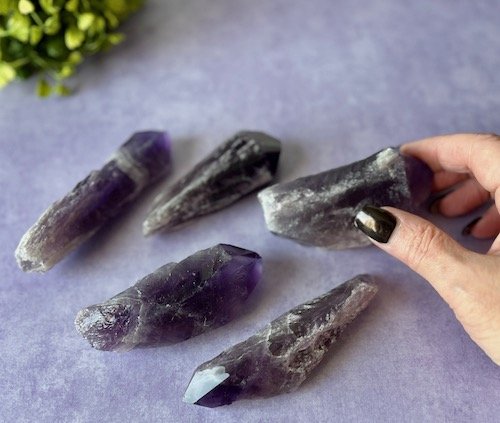 amethyst root crystals bahia brasil.jpeg