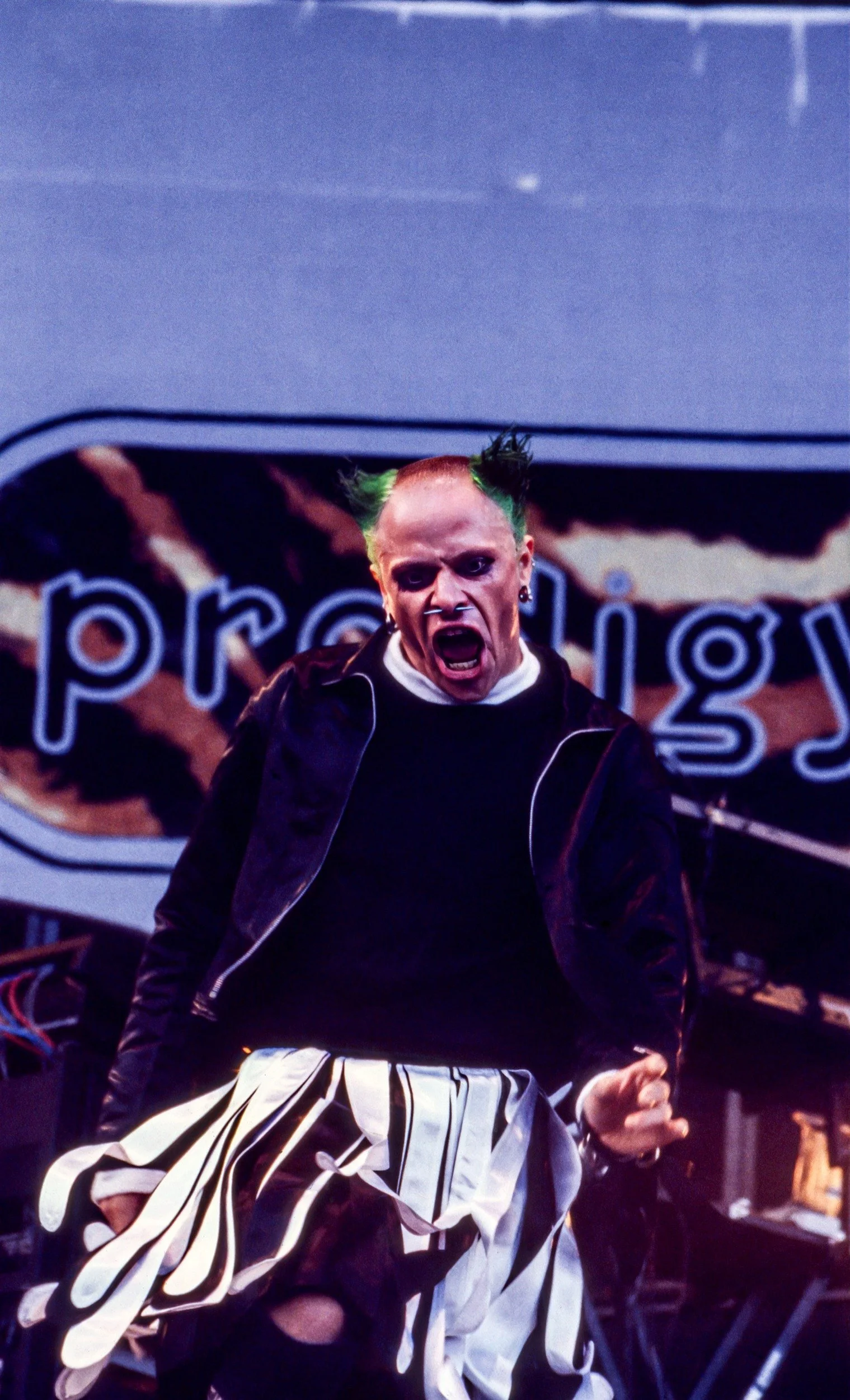 nme-prodigy-knebworth-05.jpg